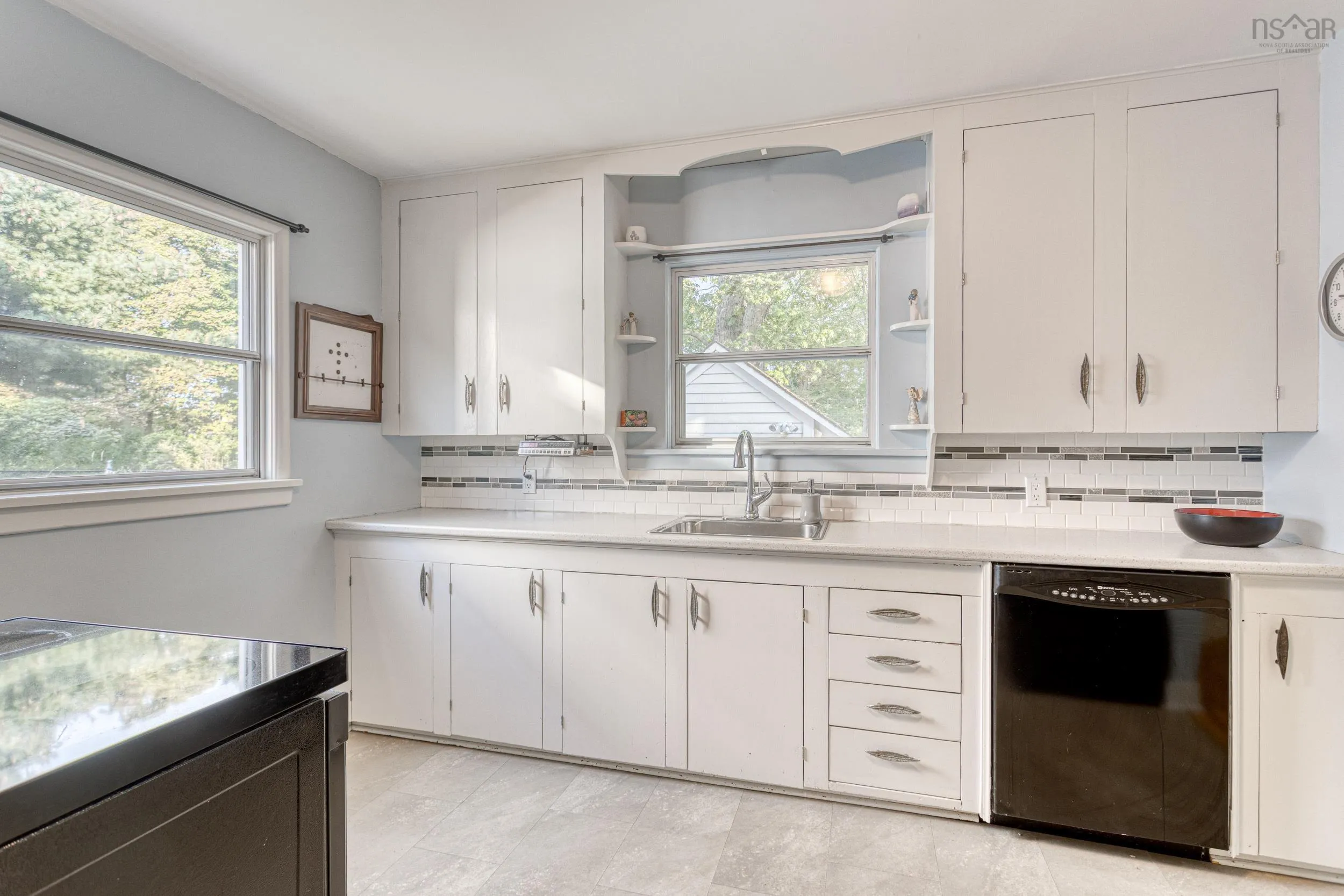 53 Milverton Road, Dartmouth, NS B2Y 0A8, 3 Bedrooms Bedrooms, ,1 BathroomBathrooms,Residential,For Sale,Milverton,202523123