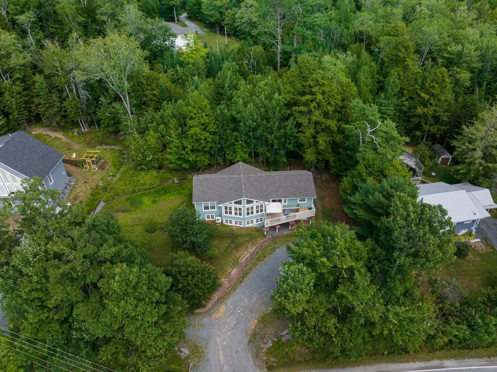 4038 Highway 2, Fletchers Lake, NS B2T 1A3, 5 Bedrooms Bedrooms, ,3 BathroomsBathrooms,Residential,For Sale,Highway 2,202518576