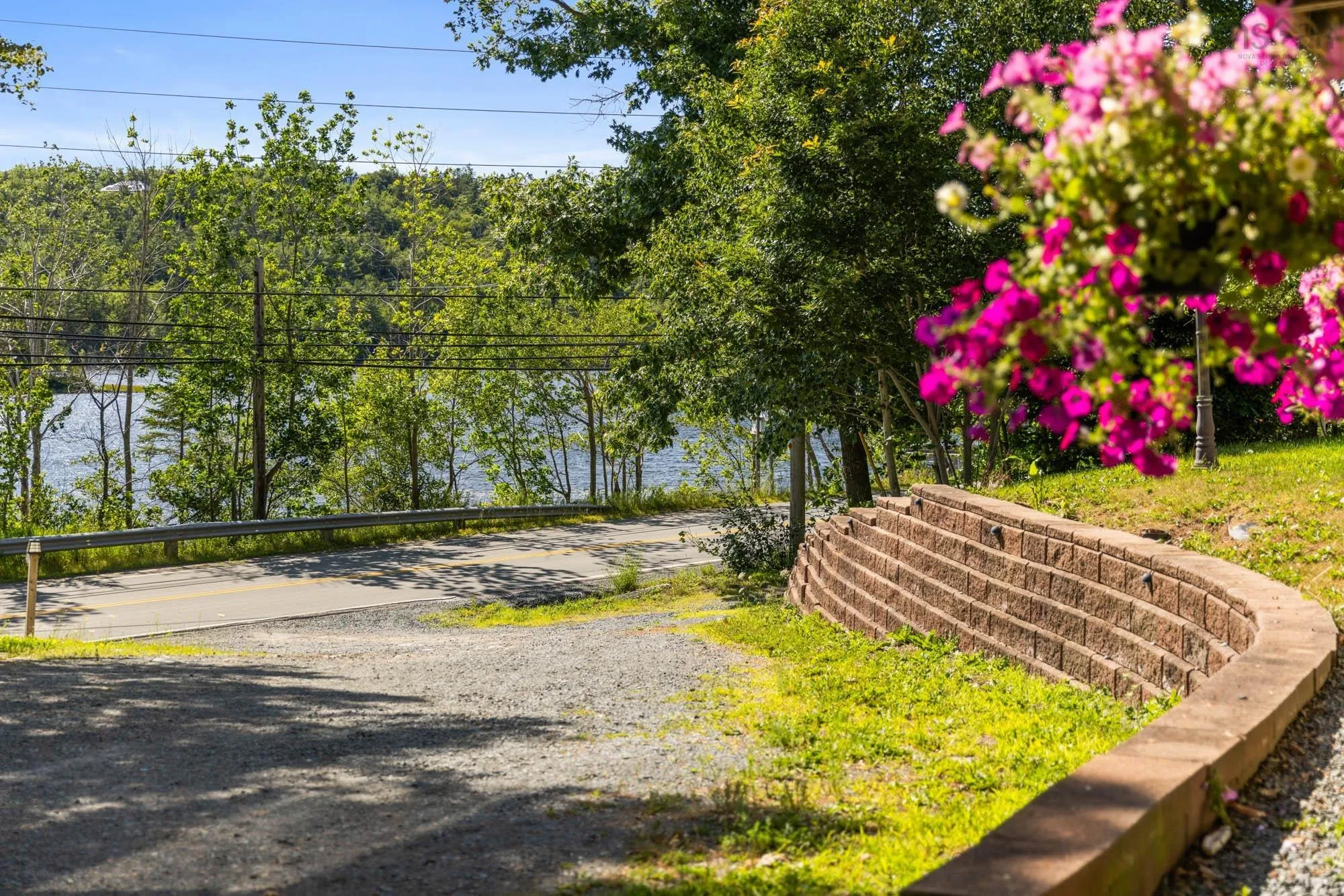 4038 Highway 2, Fletchers Lake, NS B2T 1A3, 5 Bedrooms Bedrooms, ,3 BathroomsBathrooms,Residential,For Sale,Highway 2,202518576