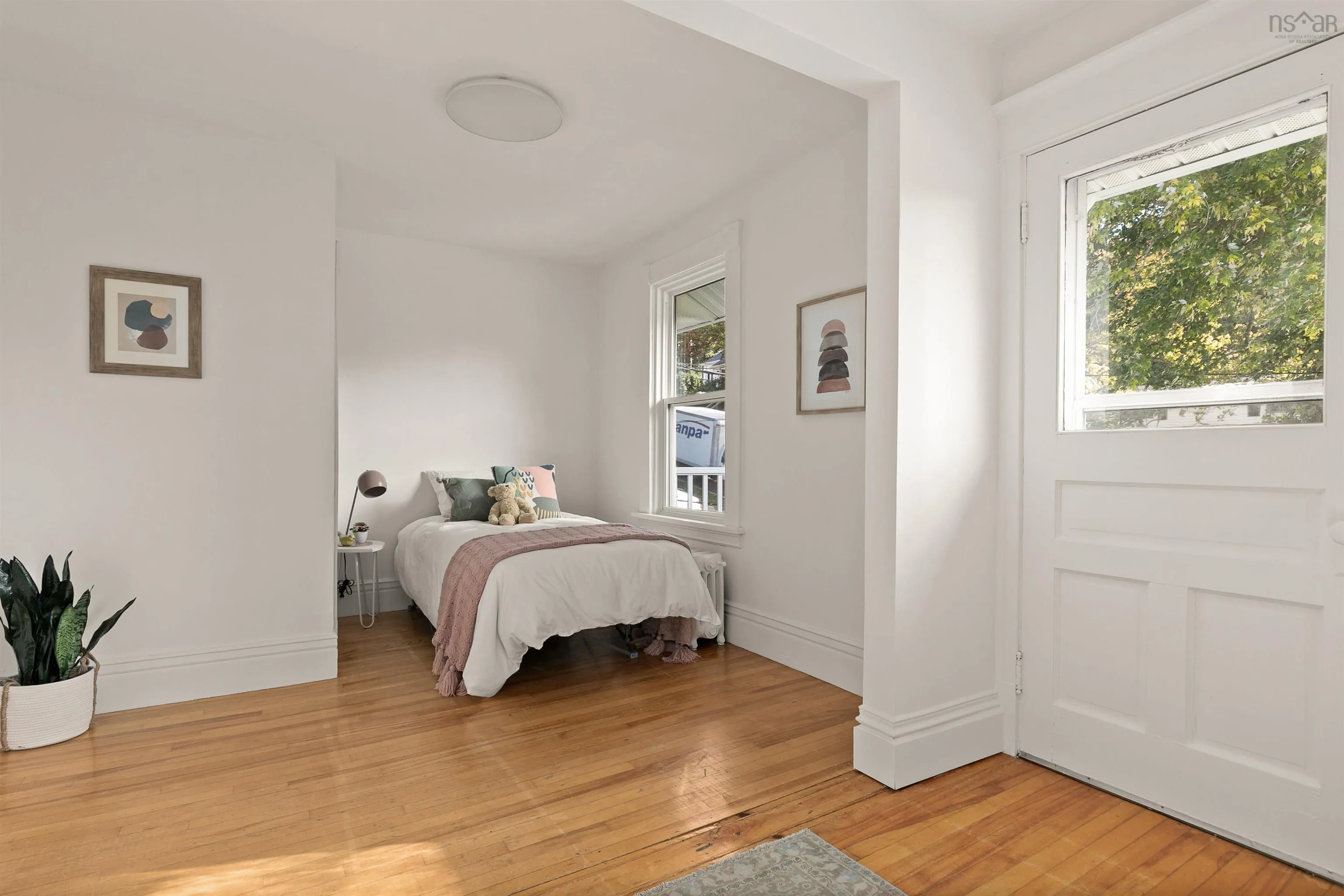 11 James Street, Dartmouth, NS B2Y 1R1, 3 Bedrooms Bedrooms, ,2 BathroomsBathrooms,Residential,For Sale,James,202524769