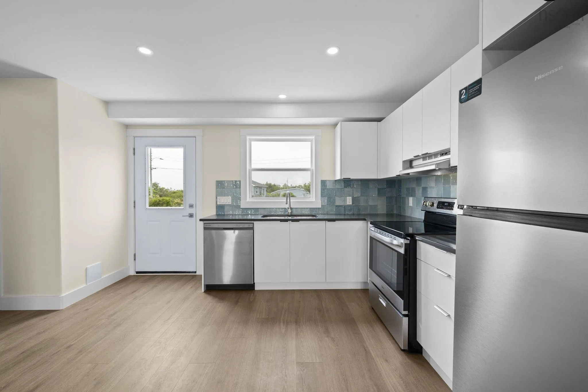 11 Baker Road, Terence Bay, NS B3T 1Y3, 3 Bedrooms Bedrooms, ,3 BathroomsBathrooms,Residential,For Sale,Baker,202518490