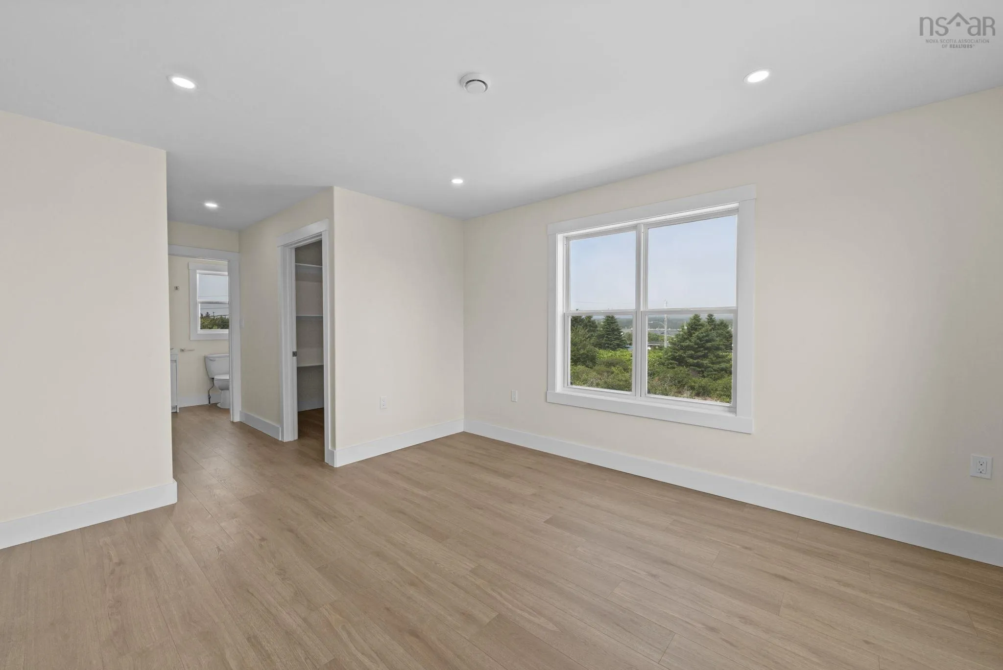 11 Baker Road, Terence Bay, NS B3T 1Y3, 3 Bedrooms Bedrooms, ,3 BathroomsBathrooms,Residential,For Sale,Baker,202518490