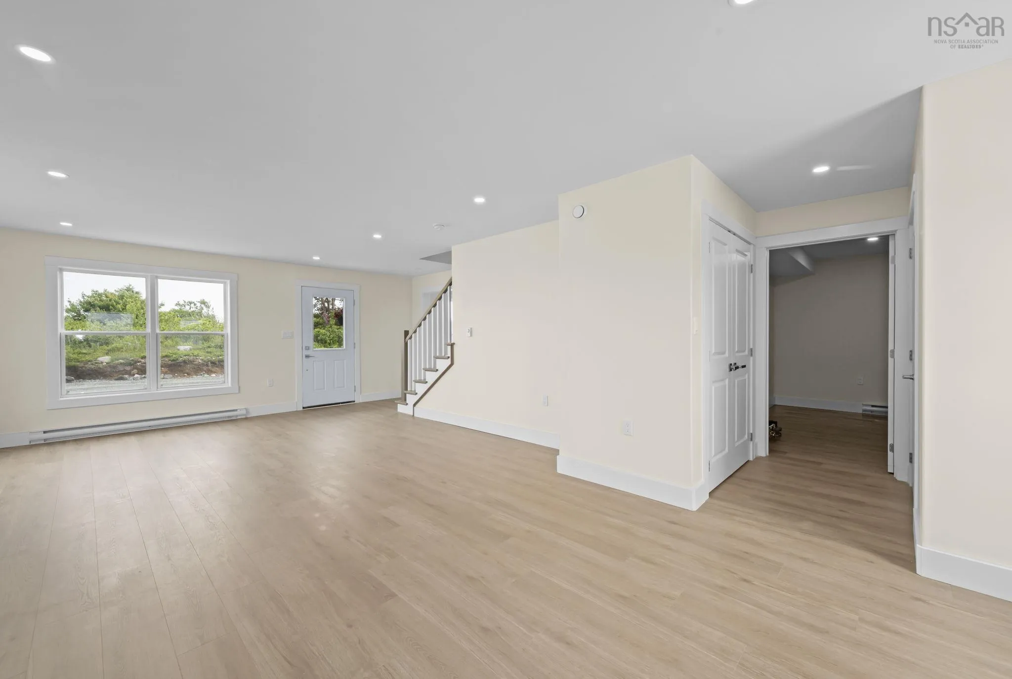 11 Baker Road, Terence Bay, NS B3T 1Y3, 3 Bedrooms Bedrooms, ,3 BathroomsBathrooms,Residential,For Sale,Baker,202518490