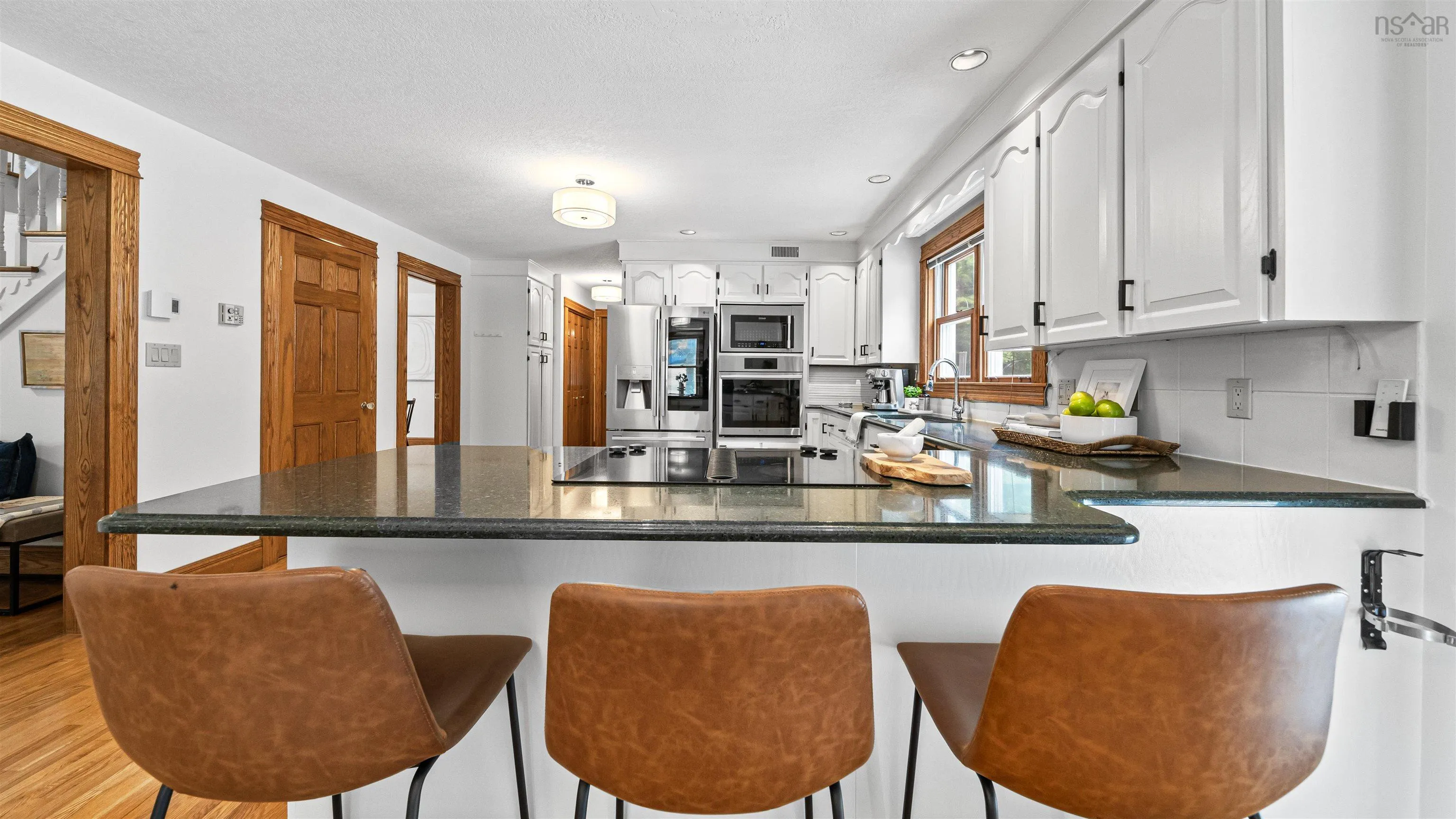 156 Brown Street, Berwick, NS B0P 1E0, 5 Bedrooms Bedrooms, ,5 BathroomsBathrooms,Residential,For Sale,Brown,202521846