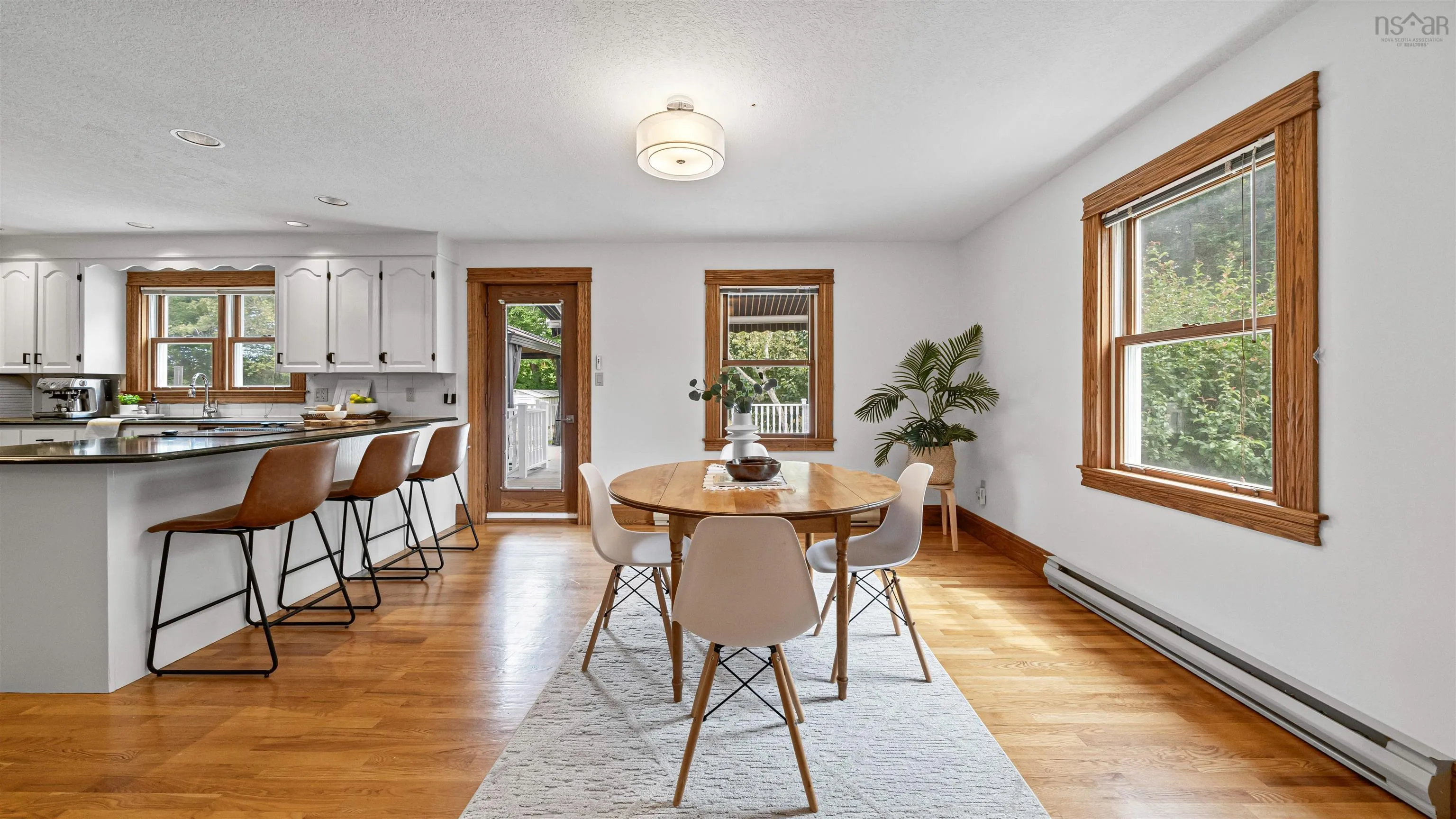 156 Brown Street, Berwick, NS B0P 1E0, 5 Bedrooms Bedrooms, ,5 BathroomsBathrooms,Residential,For Sale,Brown,202521846