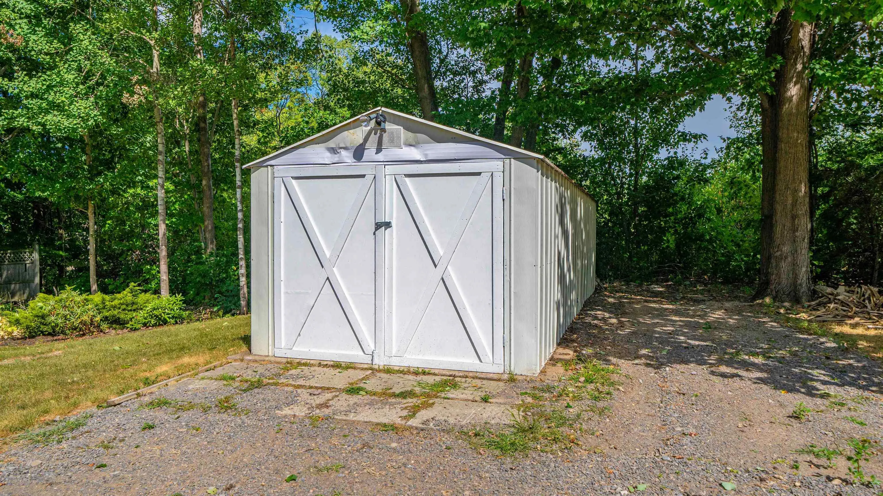 156 Brown Street, Berwick, NS B0P 1E0, 5 Bedrooms Bedrooms, ,5 BathroomsBathrooms,Residential,For Sale,Brown,202521846