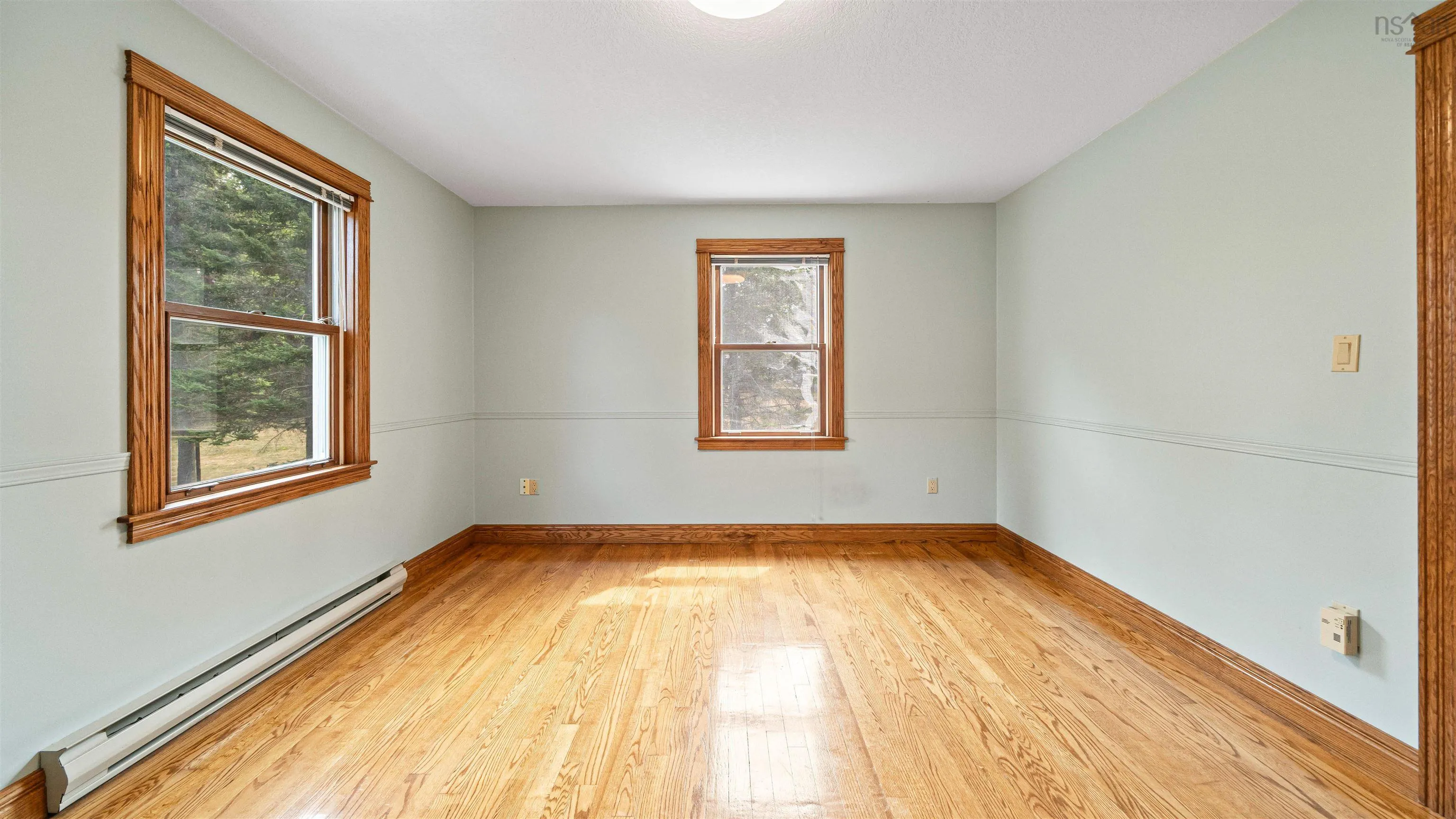 156 Brown Street, Berwick, NS B0P 1E0, 5 Bedrooms Bedrooms, ,5 BathroomsBathrooms,Residential,For Sale,Brown,202521846