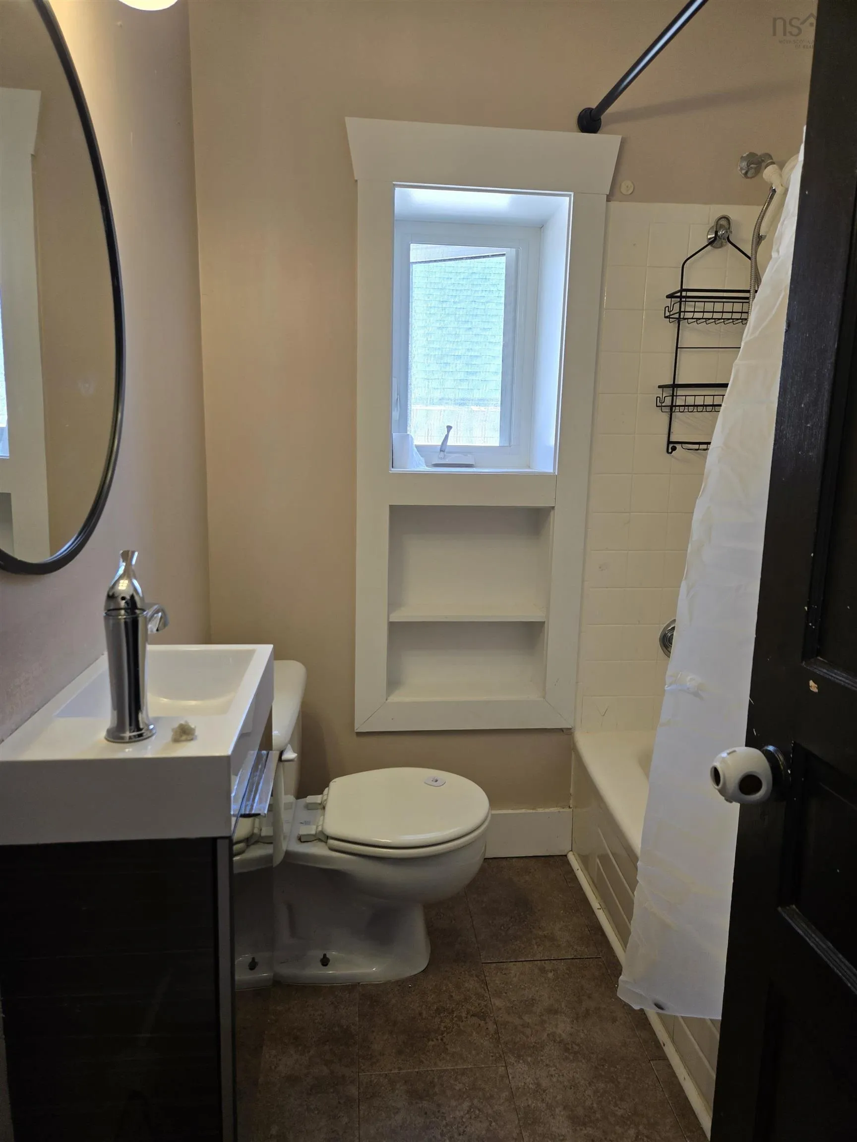 106 Brookland Street, Sydney, NS B1P 5B4, 5 Bedrooms Bedrooms, ,2 BathroomsBathrooms,Residential,For Sale,Brookland,202520848