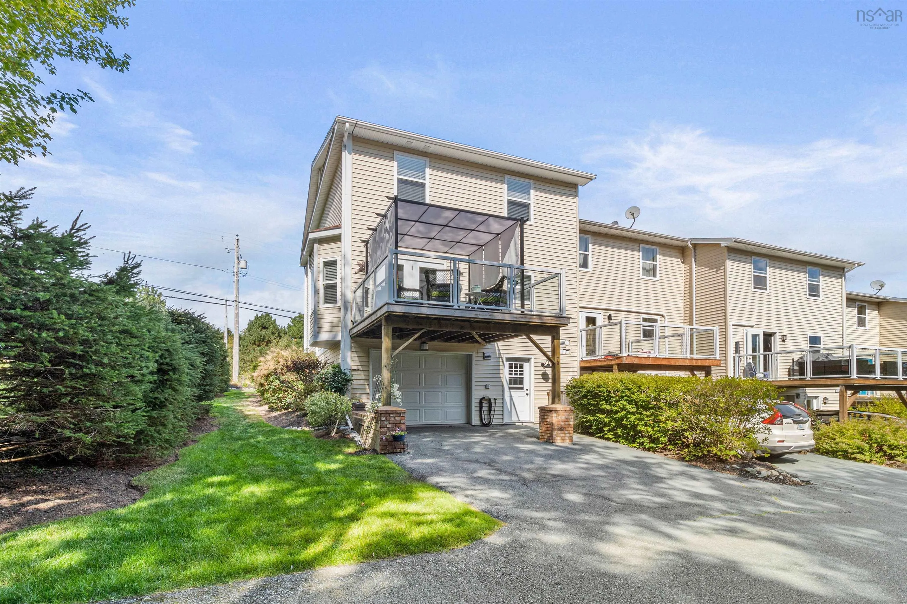 70 Southgate Drive, Bedford, NS B4A 4K8, 3 Bedrooms Bedrooms, ,4 BathroomsBathrooms,Residential,For Sale,Southgate,202523956
