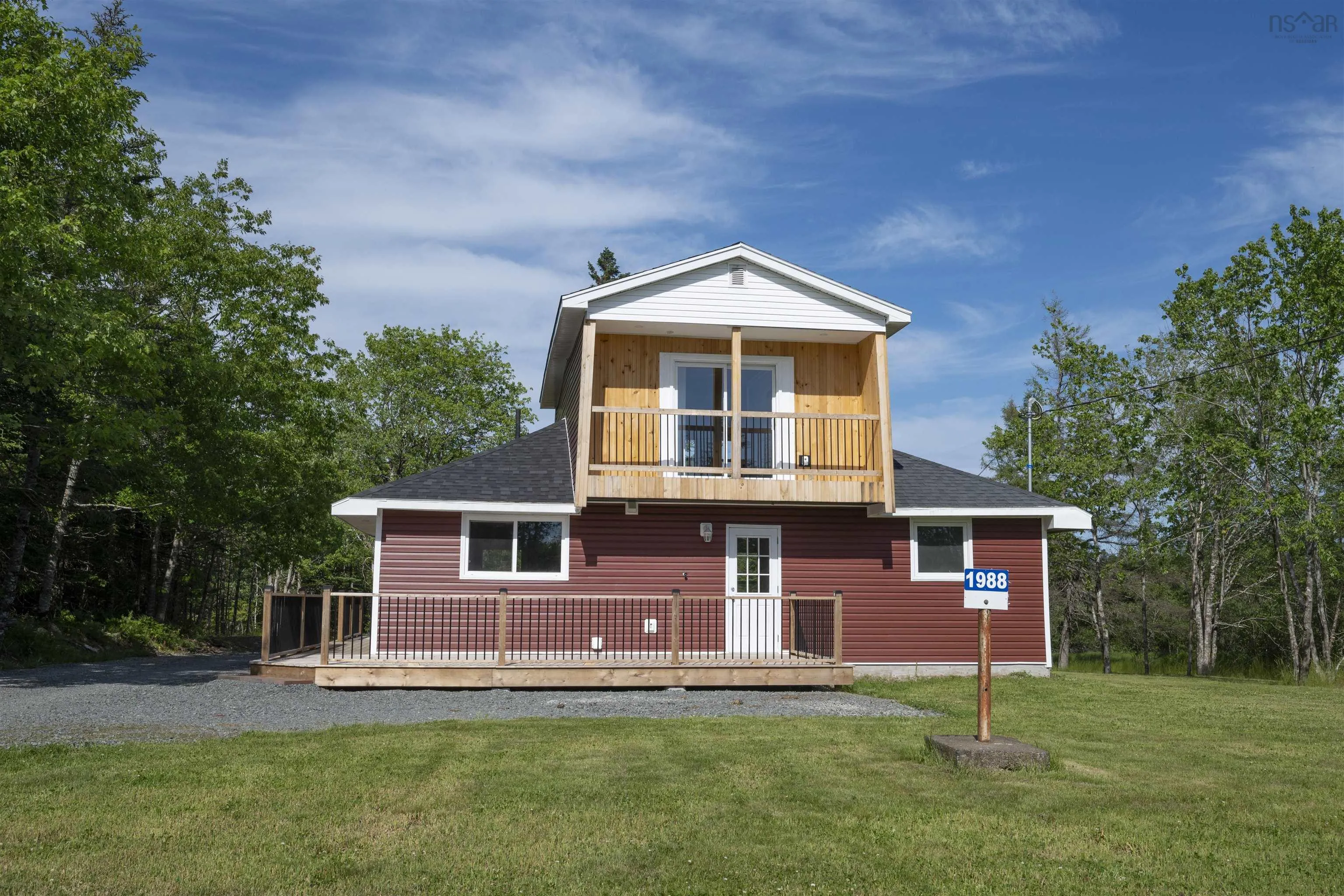 1988 New Chester Road, New Chester, NS B0J 2K0, 3 Bedrooms Bedrooms, ,2 BathroomsBathrooms,Residential,For Sale,New Chester,202519302