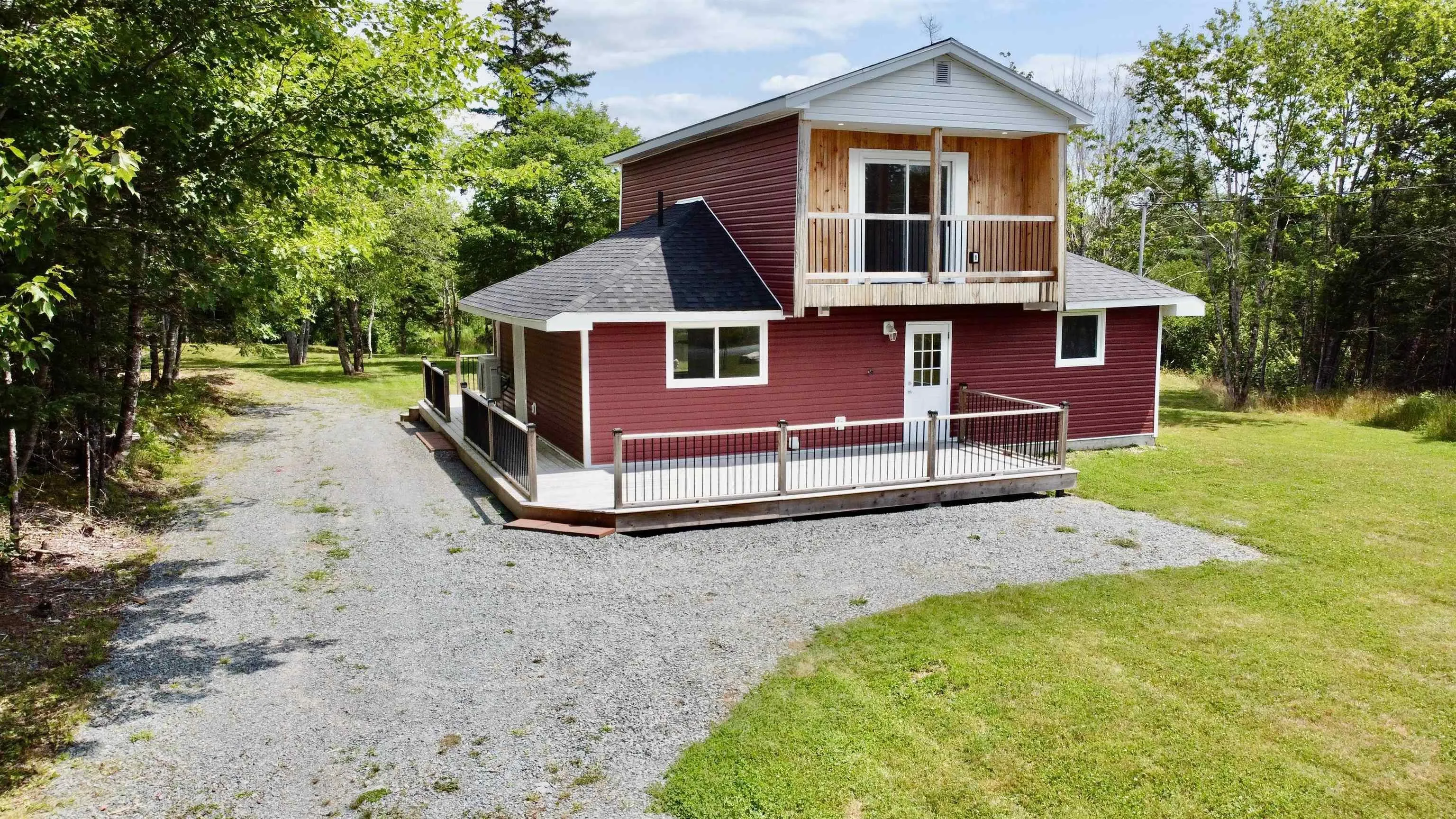 1988 New Chester Road, New Chester, NS B0J 2K0, 3 Bedrooms Bedrooms, ,2 BathroomsBathrooms,Residential,For Sale,New Chester,202519302