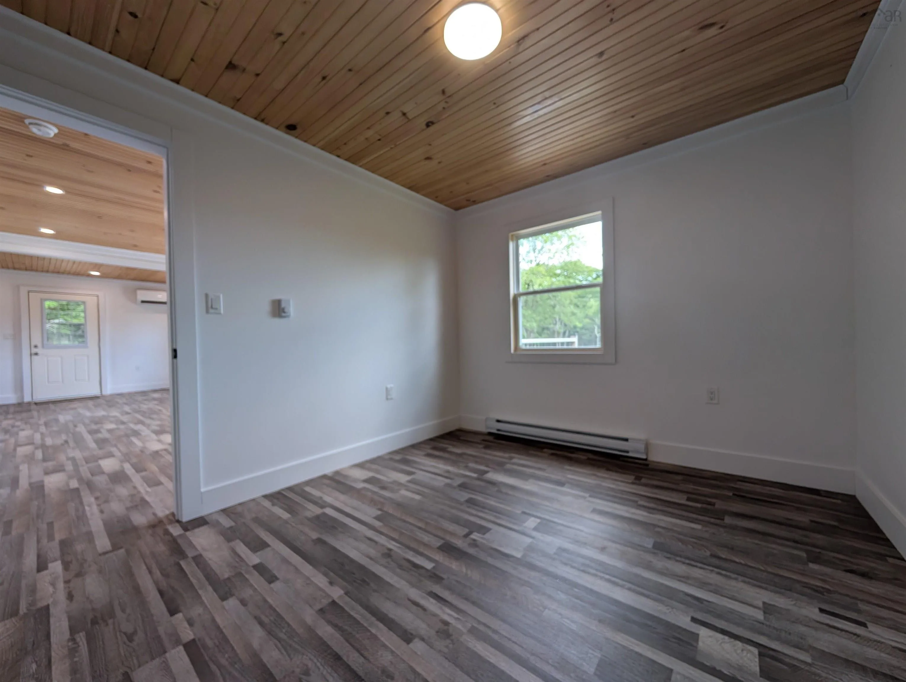 1988 New Chester Road, New Chester, NS B0J 2K0, 3 Bedrooms Bedrooms, ,2 BathroomsBathrooms,Residential,For Sale,New Chester,202519302