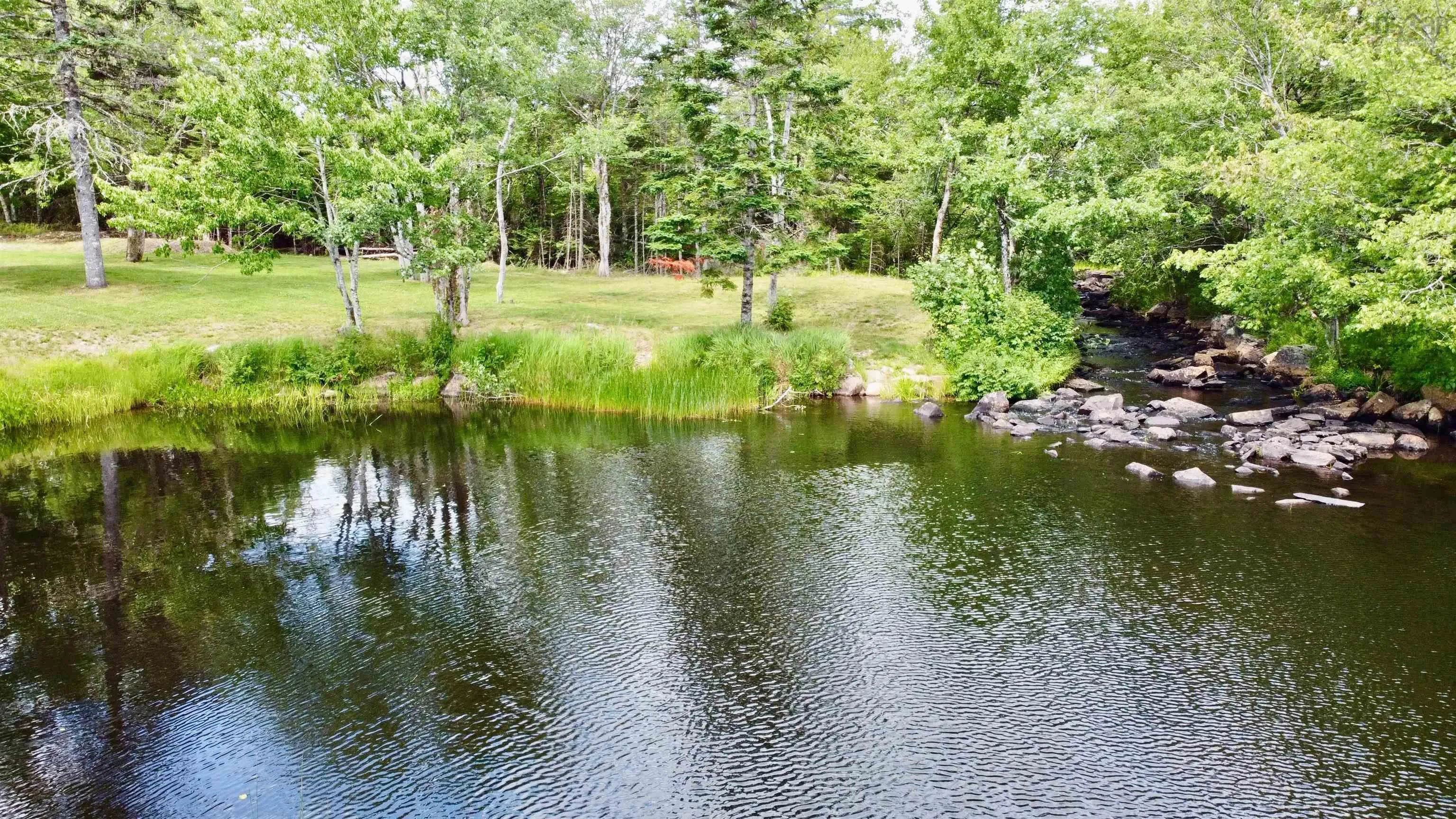 1988 New Chester Road, New Chester, NS B0J 2K0, 3 Bedrooms Bedrooms, ,2 BathroomsBathrooms,Residential,For Sale,New Chester,202519302