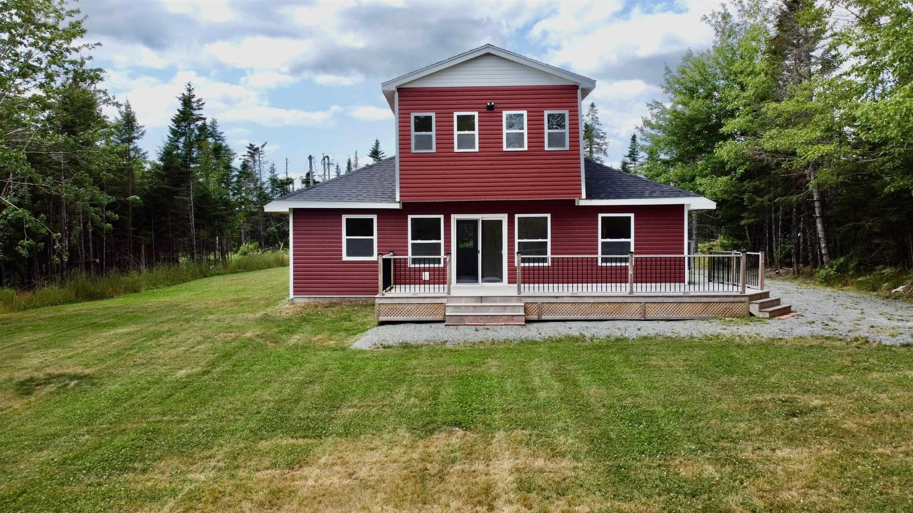1988 New Chester Road, New Chester, NS B0J 2K0, 3 Bedrooms Bedrooms, ,2 BathroomsBathrooms,Residential,For Sale,New Chester,202519302