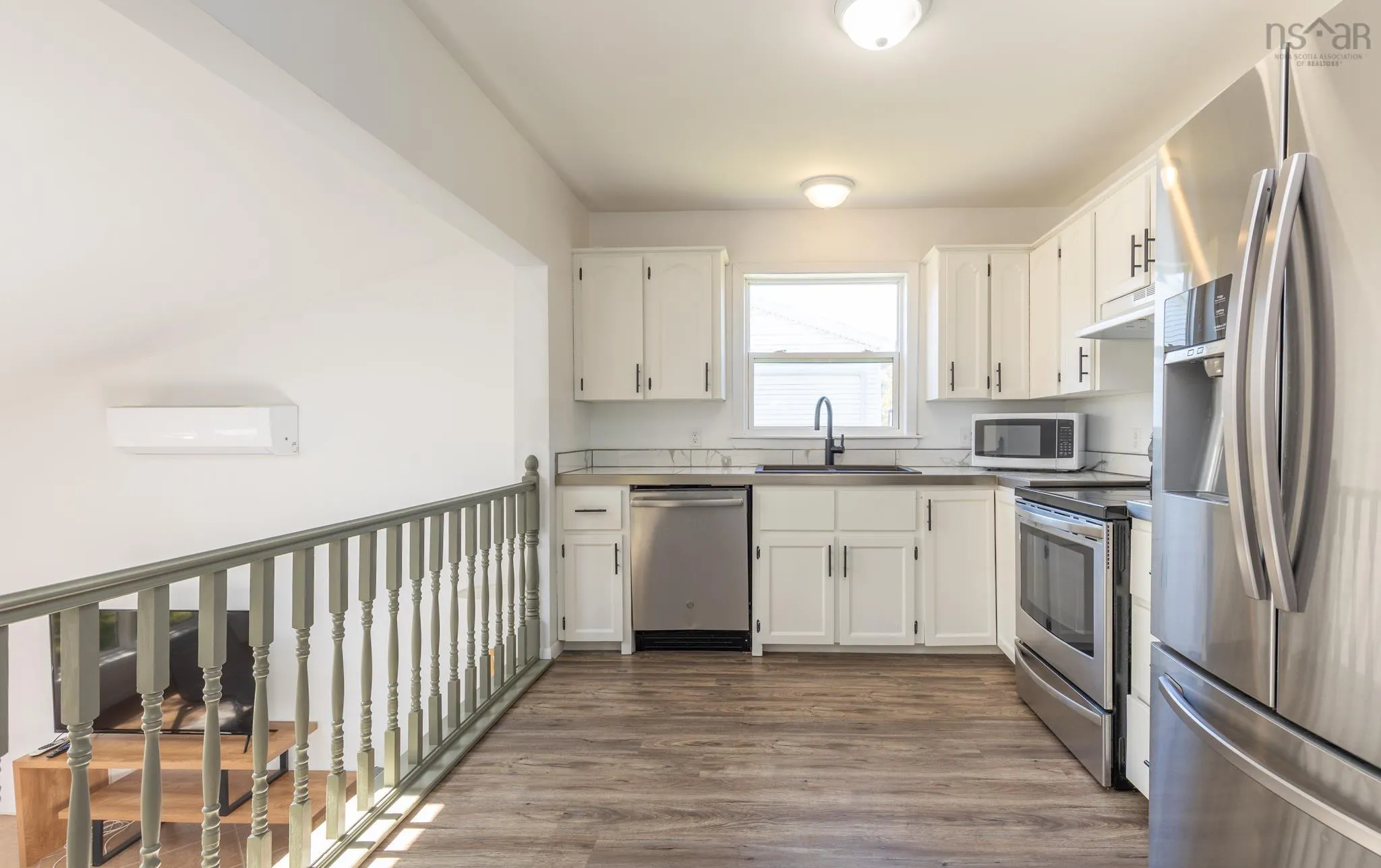 38 Beacon Street, Yarmouth, NS B5A 2W4, 4 Bedrooms Bedrooms, ,2 BathroomsBathrooms,Residential,For Sale,Beacon,202523726