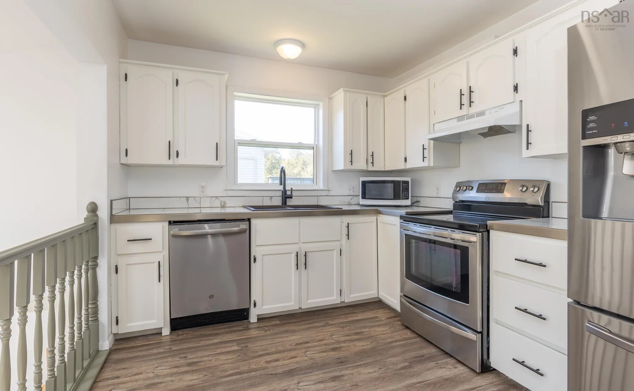 38 Beacon Street, Yarmouth, NS B5A 2W4, 4 Bedrooms Bedrooms, ,2 BathroomsBathrooms,Residential,For Sale,Beacon,202523726