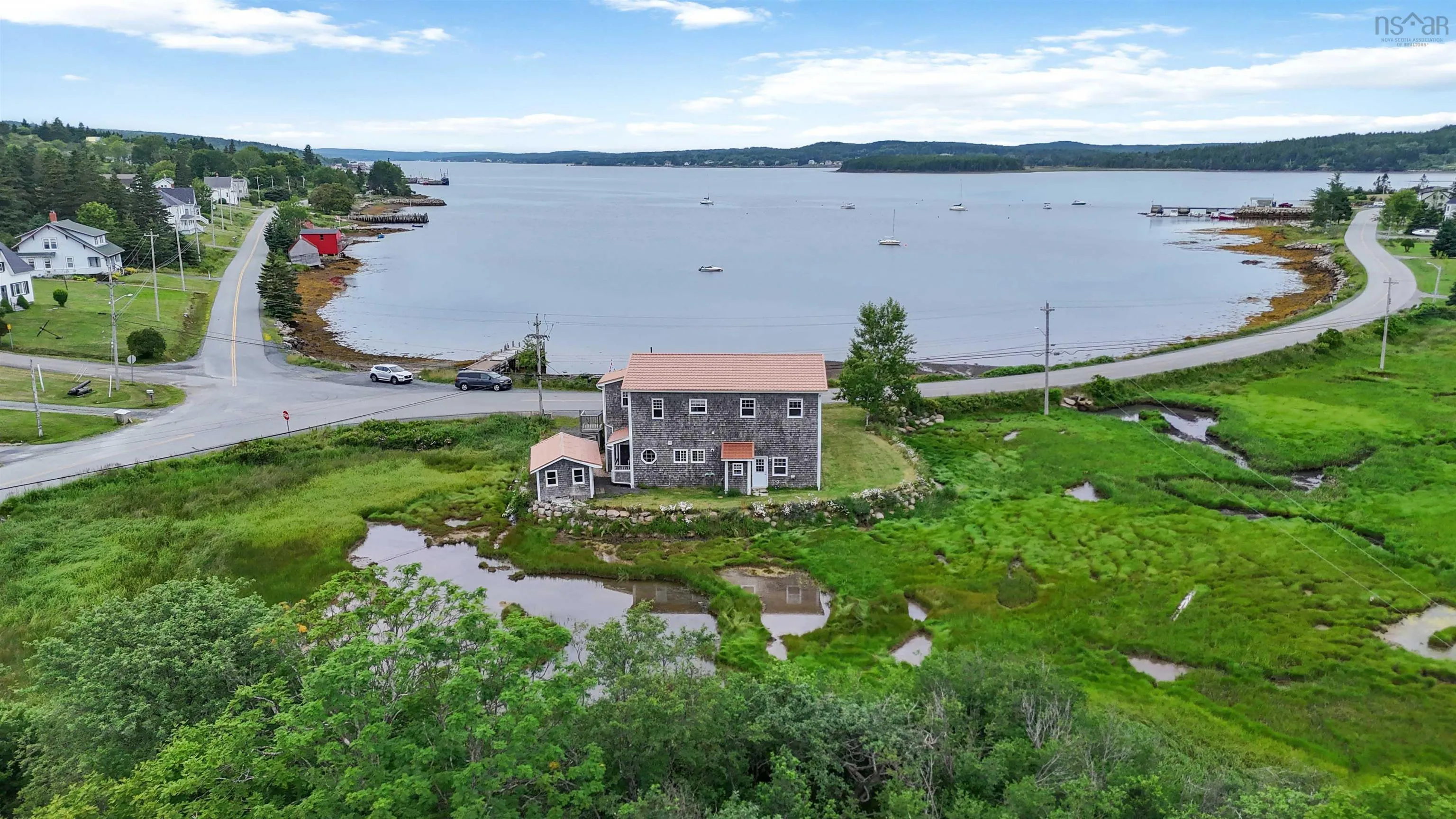 285 Lower Lahave Road, Lower Lahave, NS B0J 2W0, 3 Bedrooms Bedrooms, ,3 BathroomsBathrooms,Residential,For Sale,Lower Lahave,202518188