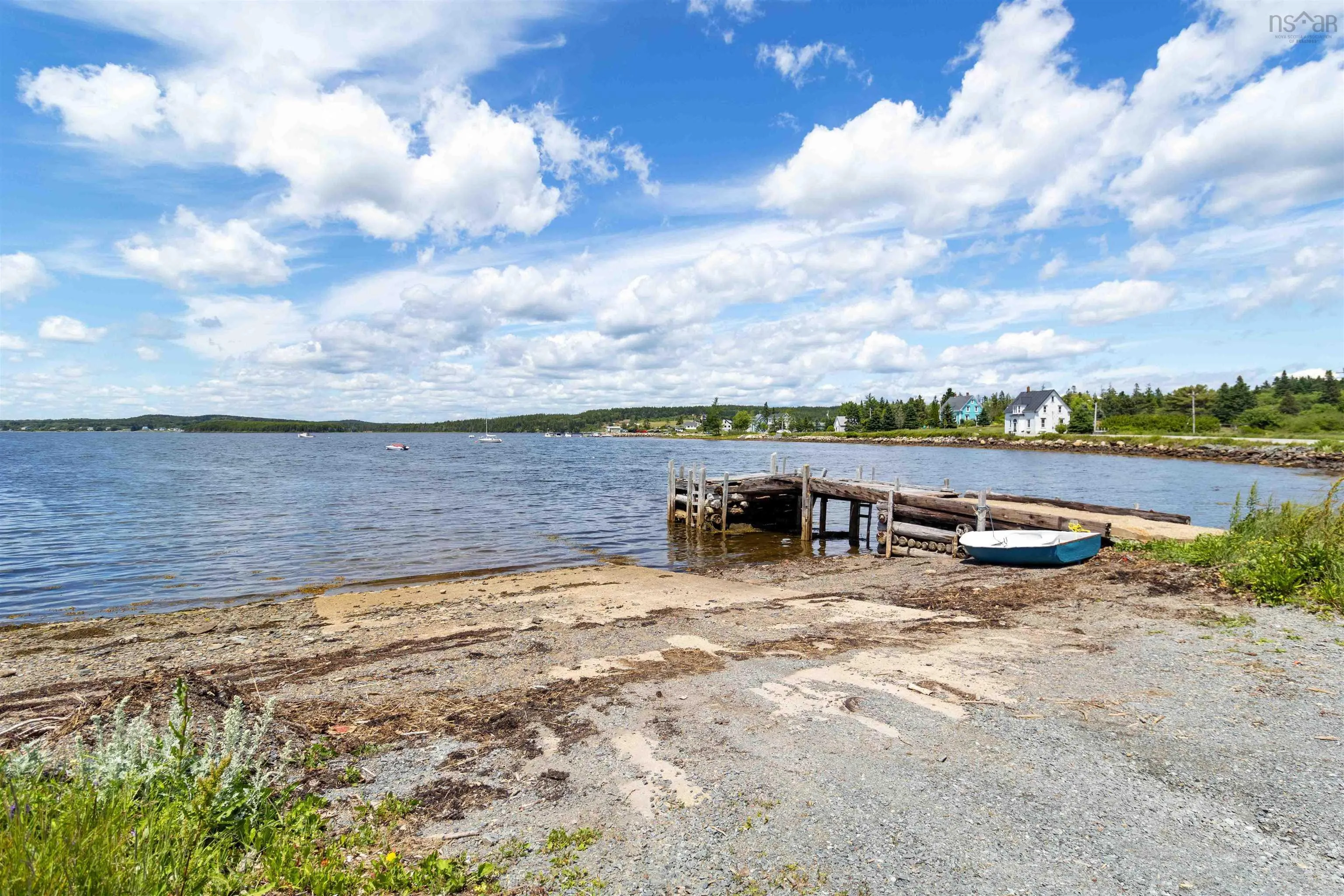 285 Lower Lahave Road, Lower Lahave, NS B0J 2W0, 3 Bedrooms Bedrooms, ,3 BathroomsBathrooms,Residential,For Sale,Lower Lahave,202518188