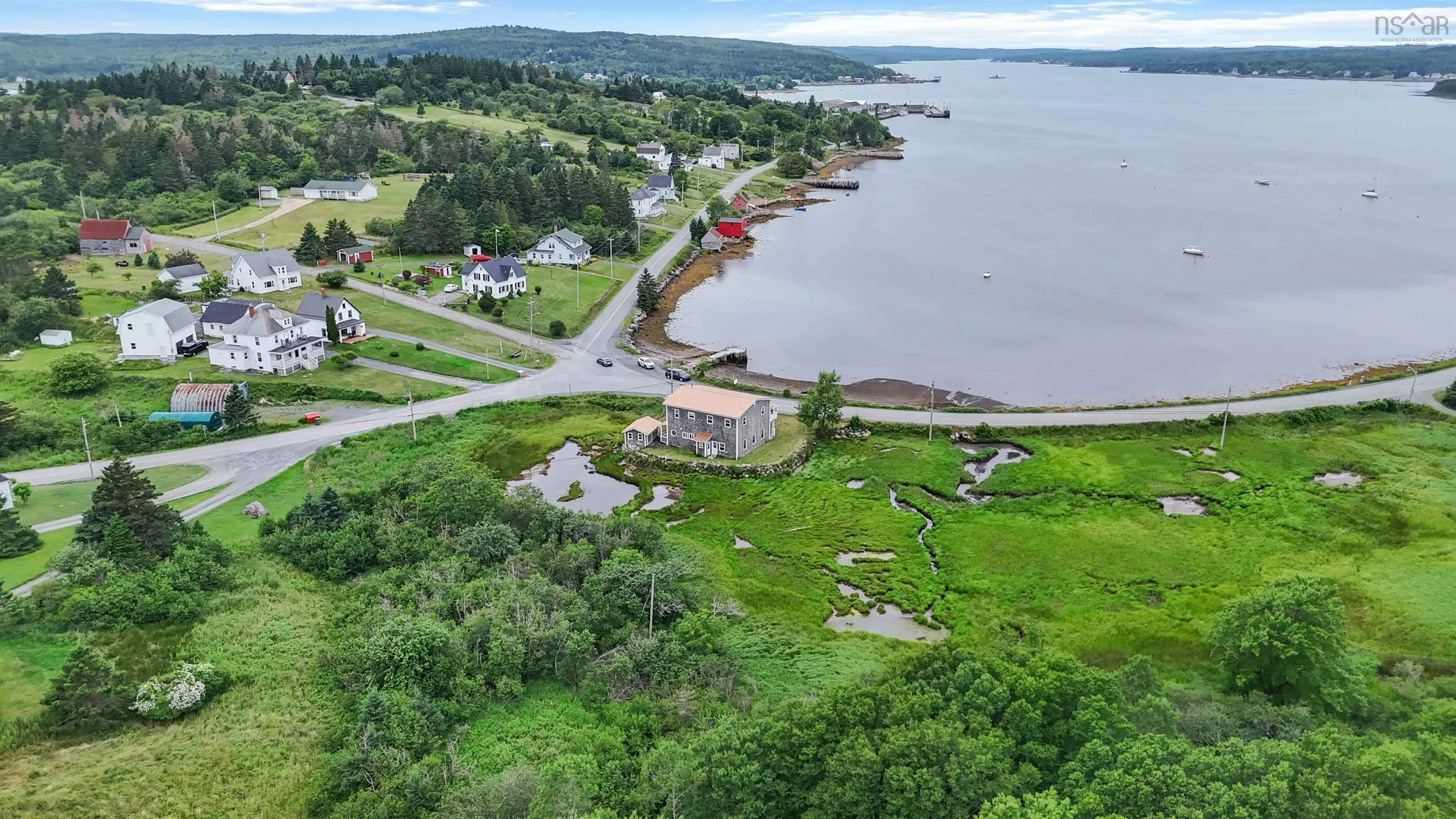 285 Lower Lahave Road, Lower Lahave, NS B0J 2W0, 3 Bedrooms Bedrooms, ,3 BathroomsBathrooms,Residential,For Sale,Lower Lahave,202518188