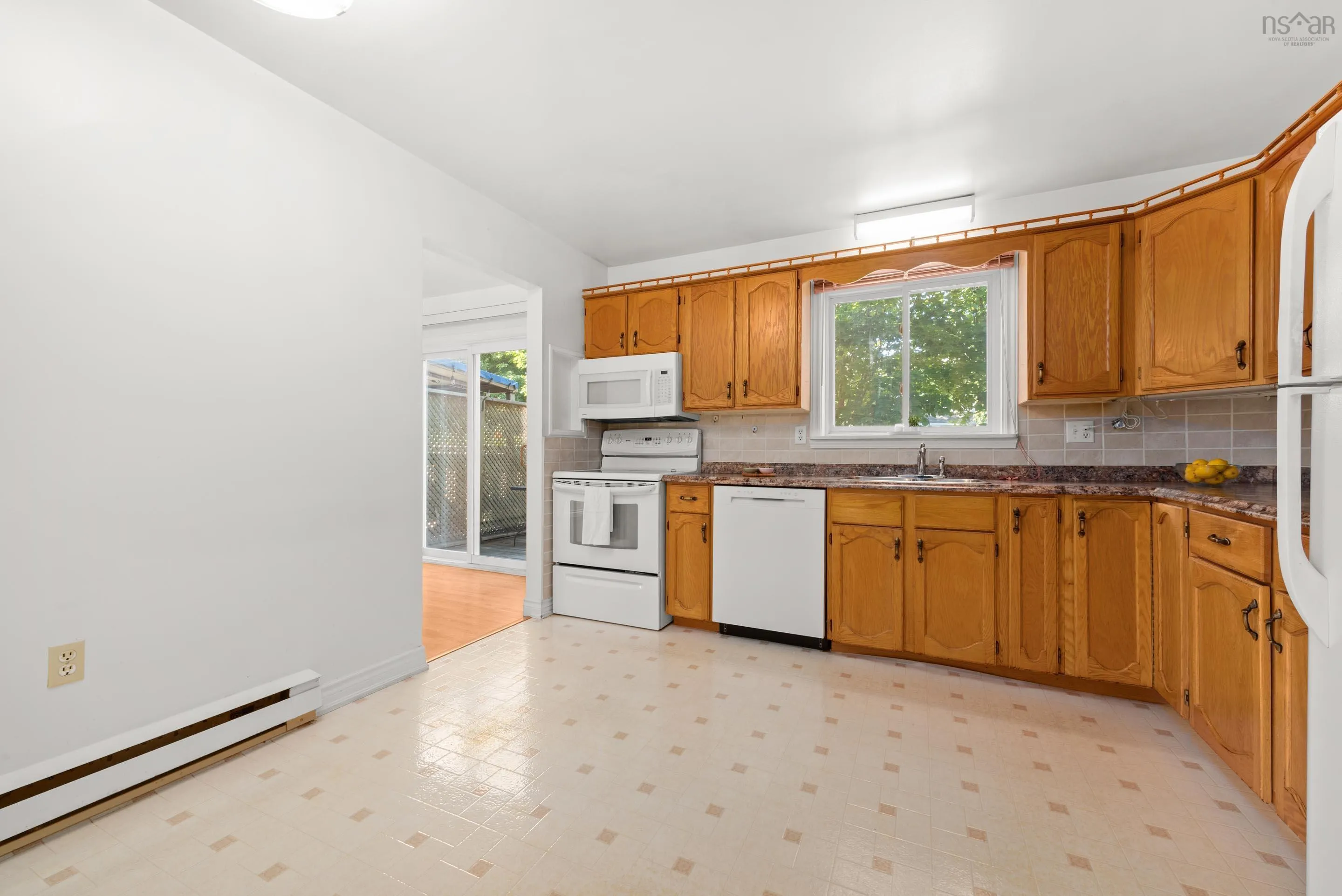 6 Venice Court, Dartmouth, NS B2X 3J9, 3 Bedrooms Bedrooms, ,2 BathroomsBathrooms,Residential,For Sale,Venice,202520031