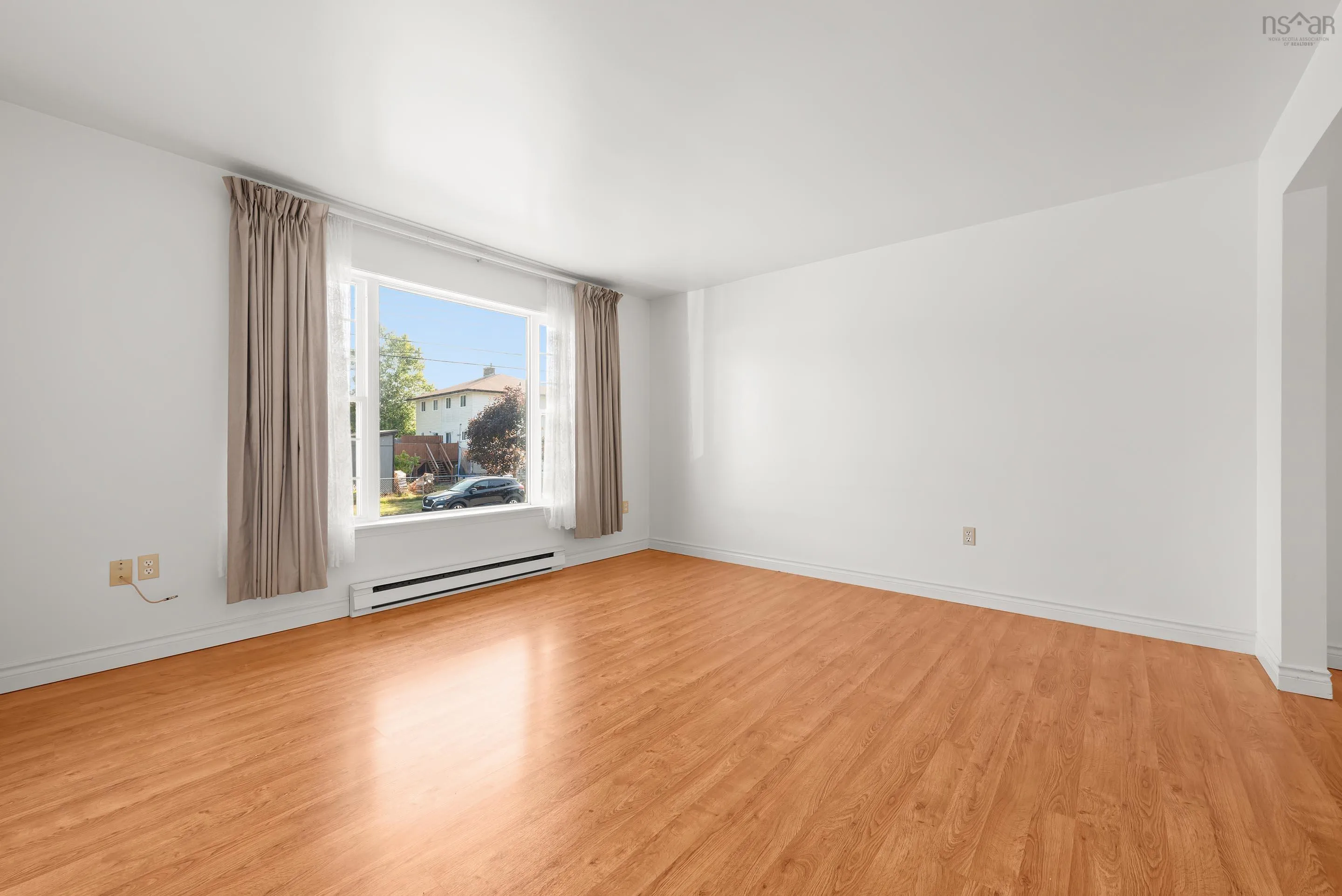 6 Venice Court, Dartmouth, NS B2X 3J9, 3 Bedrooms Bedrooms, ,2 BathroomsBathrooms,Residential,For Sale,Venice,202520031
