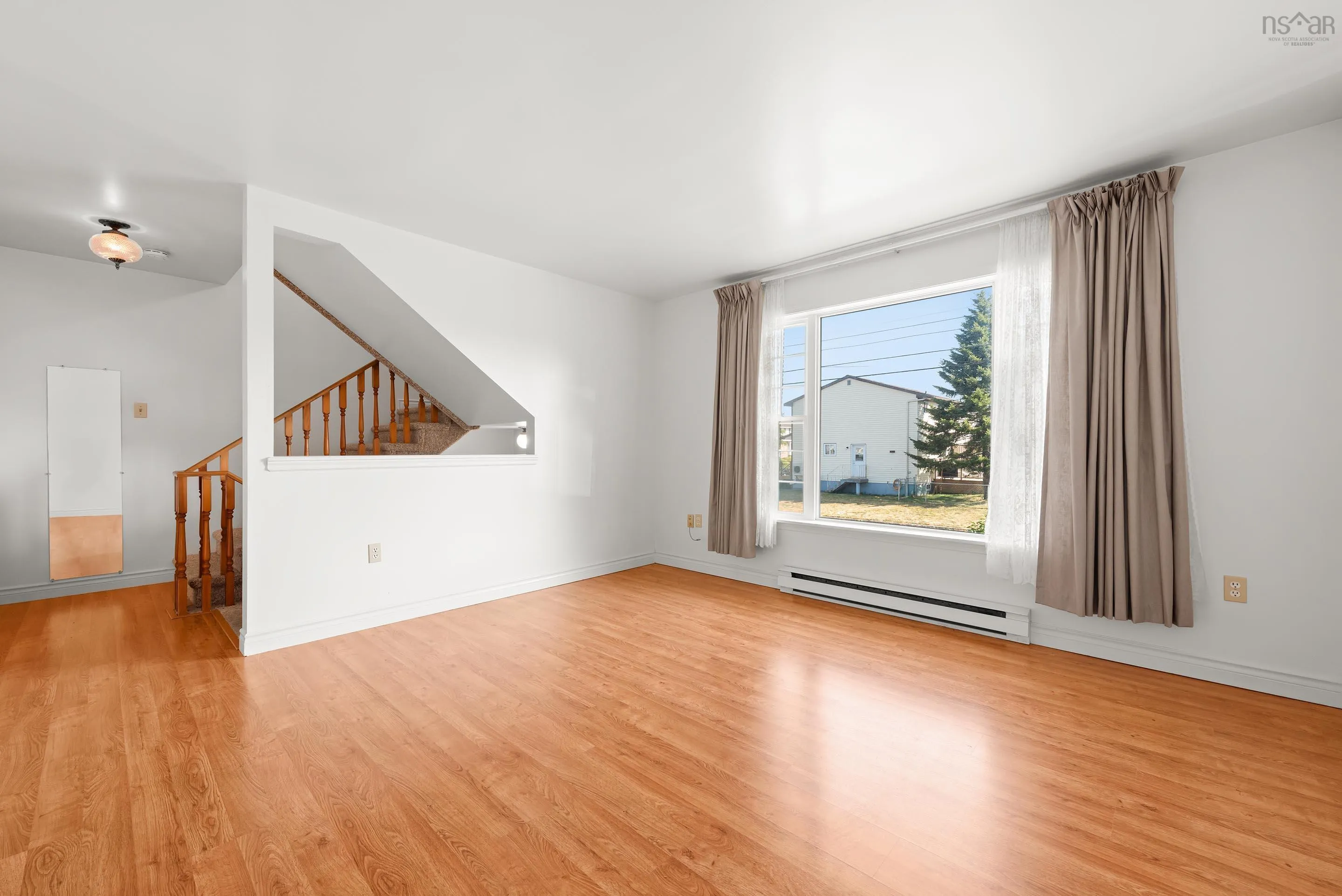 6 Venice Court, Dartmouth, NS B2X 3J9, 3 Bedrooms Bedrooms, ,2 BathroomsBathrooms,Residential,For Sale,Venice,202520031