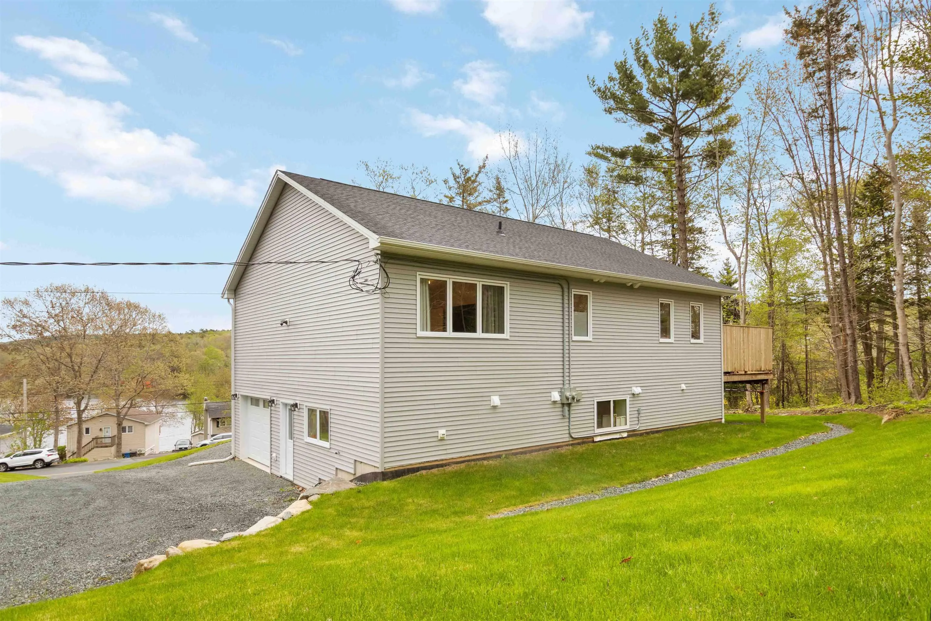 294 Lockview Road, Fall River, NS B2T 1J1, 4 Bedrooms Bedrooms, ,4 BathroomsBathrooms,Residential,For Sale,Lockview,202511886