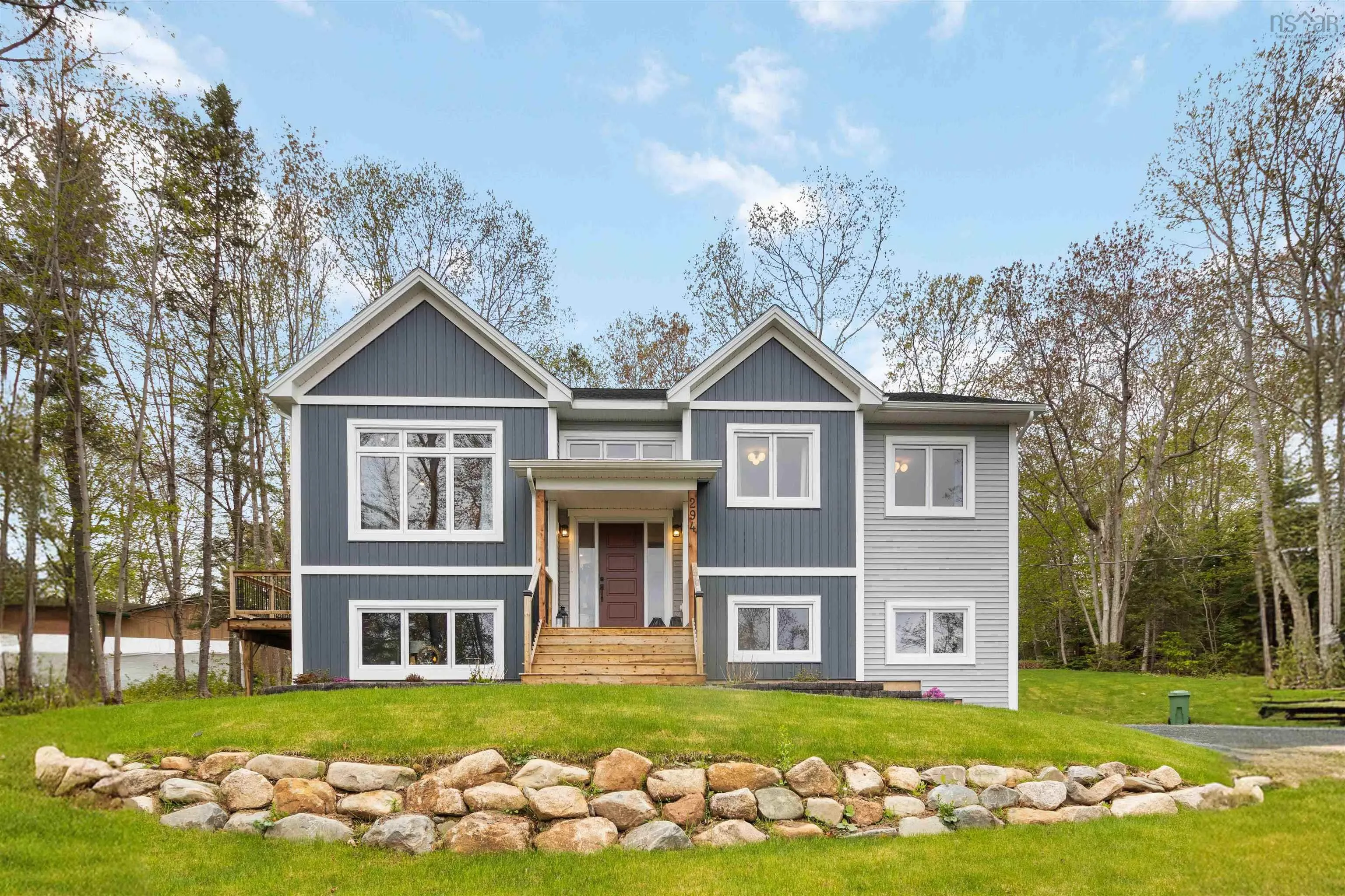 294 Lockview Road, Fall River, NS B2T 1J1, 4 Bedrooms Bedrooms, ,4 BathroomsBathrooms,Residential,For Sale,Lockview,202511886