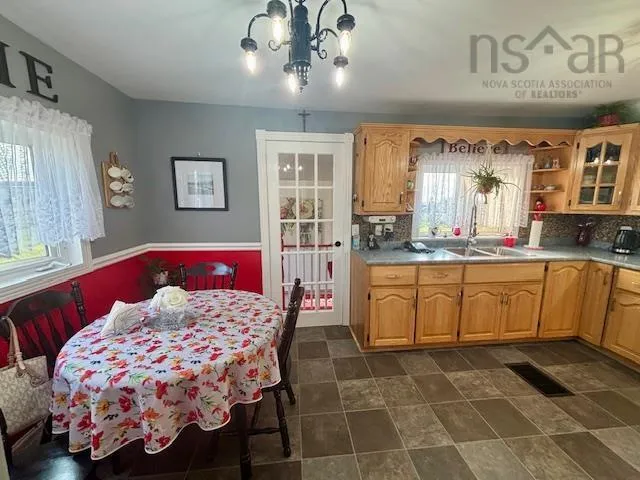 211 Ling Street, New Waterford, NS B1H 2W3, 2 Bedrooms Bedrooms, ,1 BathroomBathrooms,Residential,For Sale,Ling,202519269