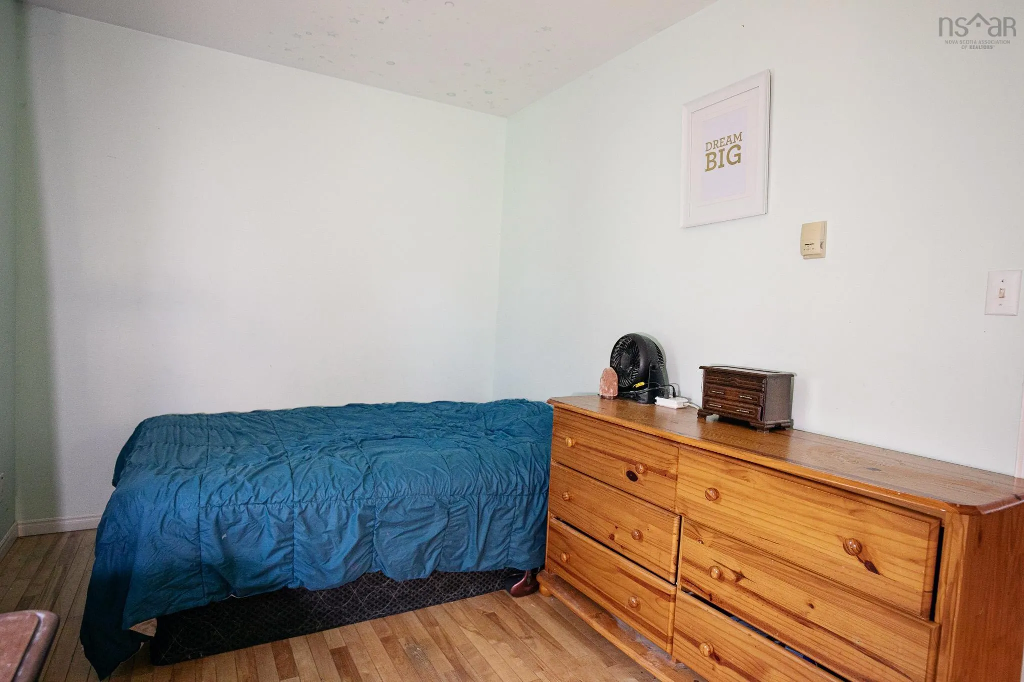 39 Rogers Avenue, Amherst, NS B4H 2J7, 3 Bedrooms Bedrooms, ,2 BathroomsBathrooms,Residential,For Sale,Rogers,202518165
