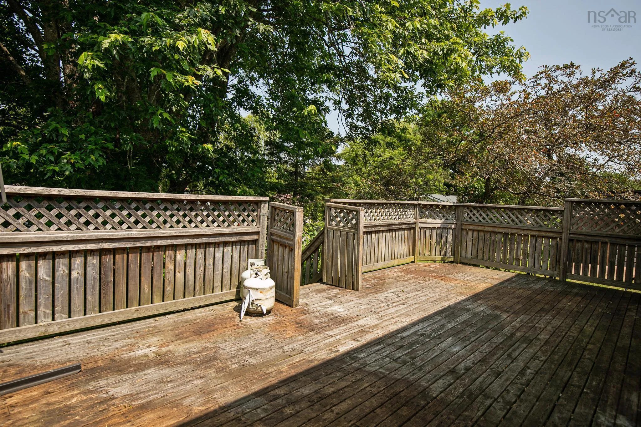39 Rogers Avenue, Amherst, NS B4H 2J7, 3 Bedrooms Bedrooms, ,2 BathroomsBathrooms,Residential,For Sale,Rogers,202518165