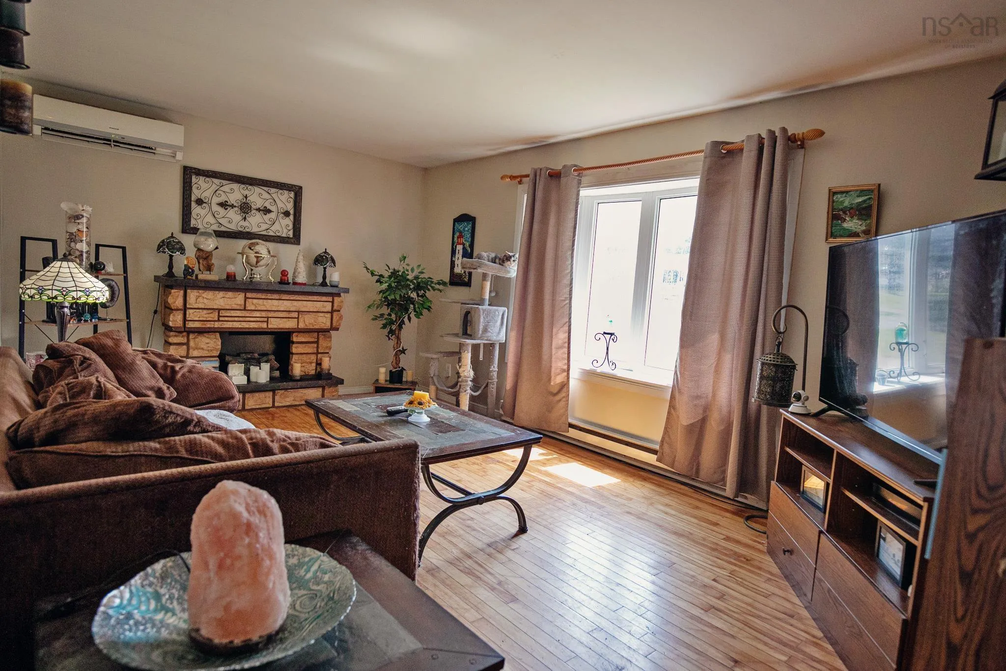 39 Rogers Avenue, Amherst, NS B4H 2J7, 3 Bedrooms Bedrooms, ,2 BathroomsBathrooms,Residential,For Sale,Rogers,202518165