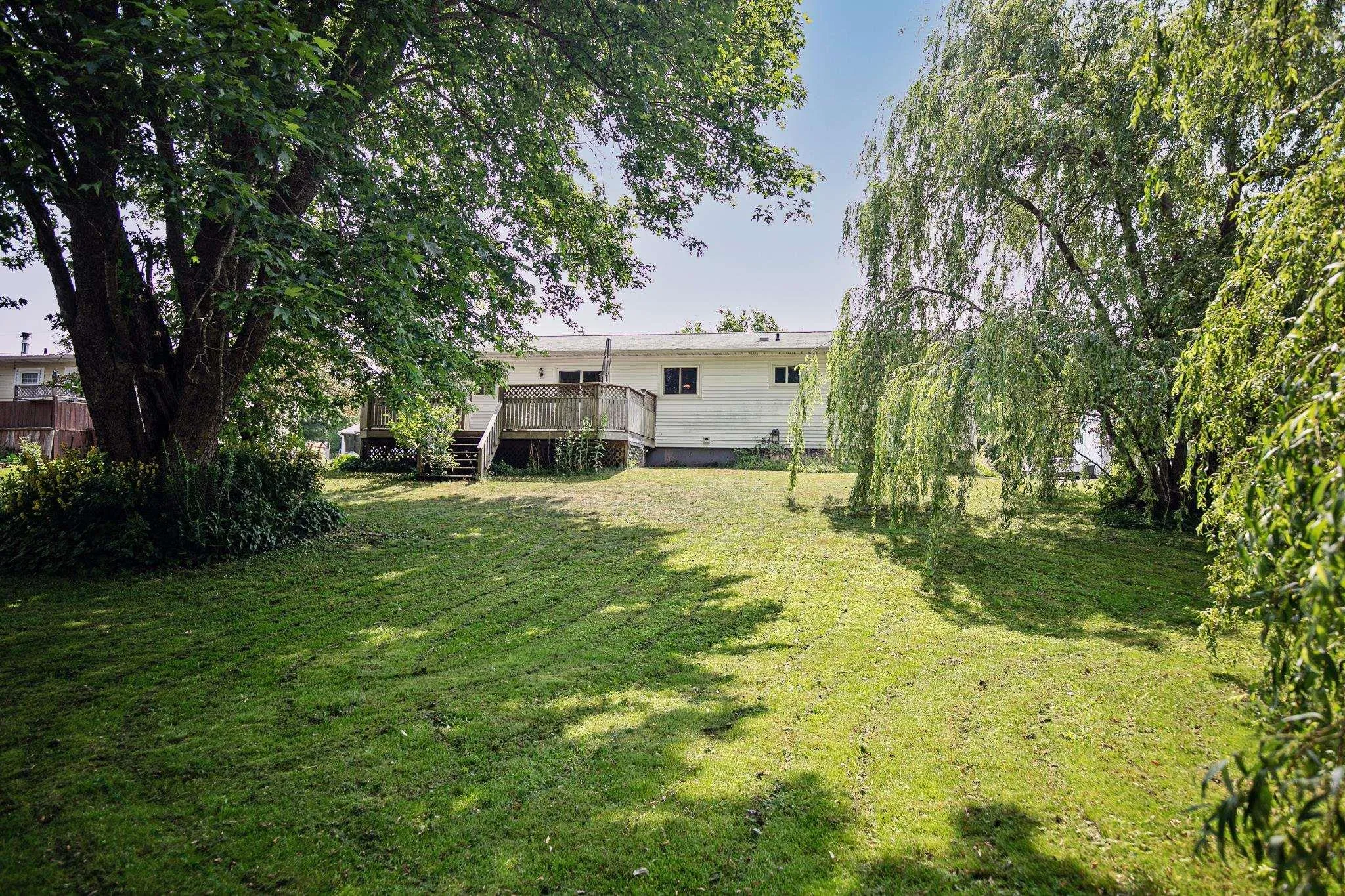 39 Rogers Avenue, Amherst, NS B4H 2J7, 3 Bedrooms Bedrooms, ,2 BathroomsBathrooms,Residential,For Sale,Rogers,202518165
