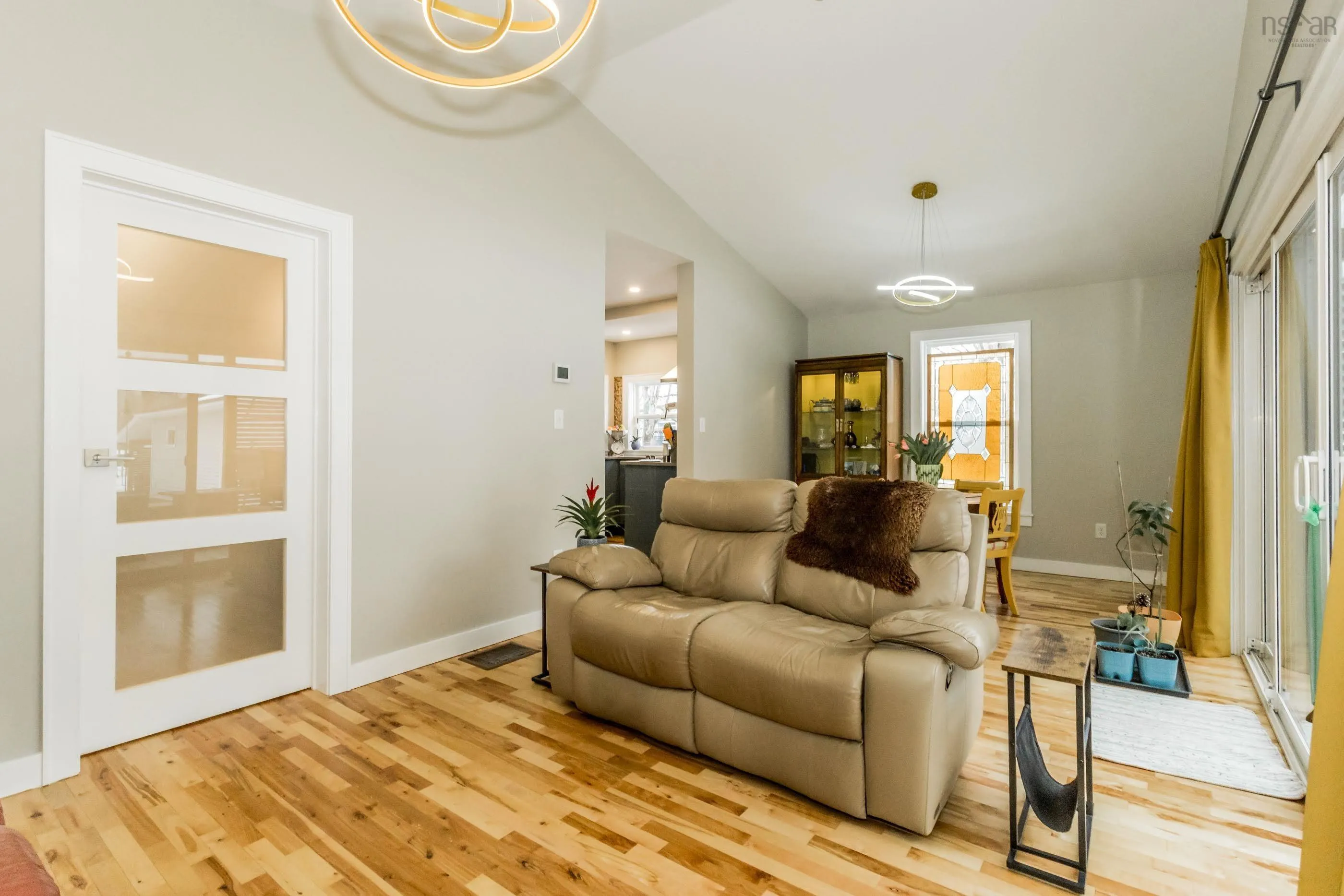 261 Main Street, Berwick Ns B0p 1e0, 3 Bedrooms Bedrooms, ,2 BathroomsBathrooms,Residential,For Sale,Main,202504372