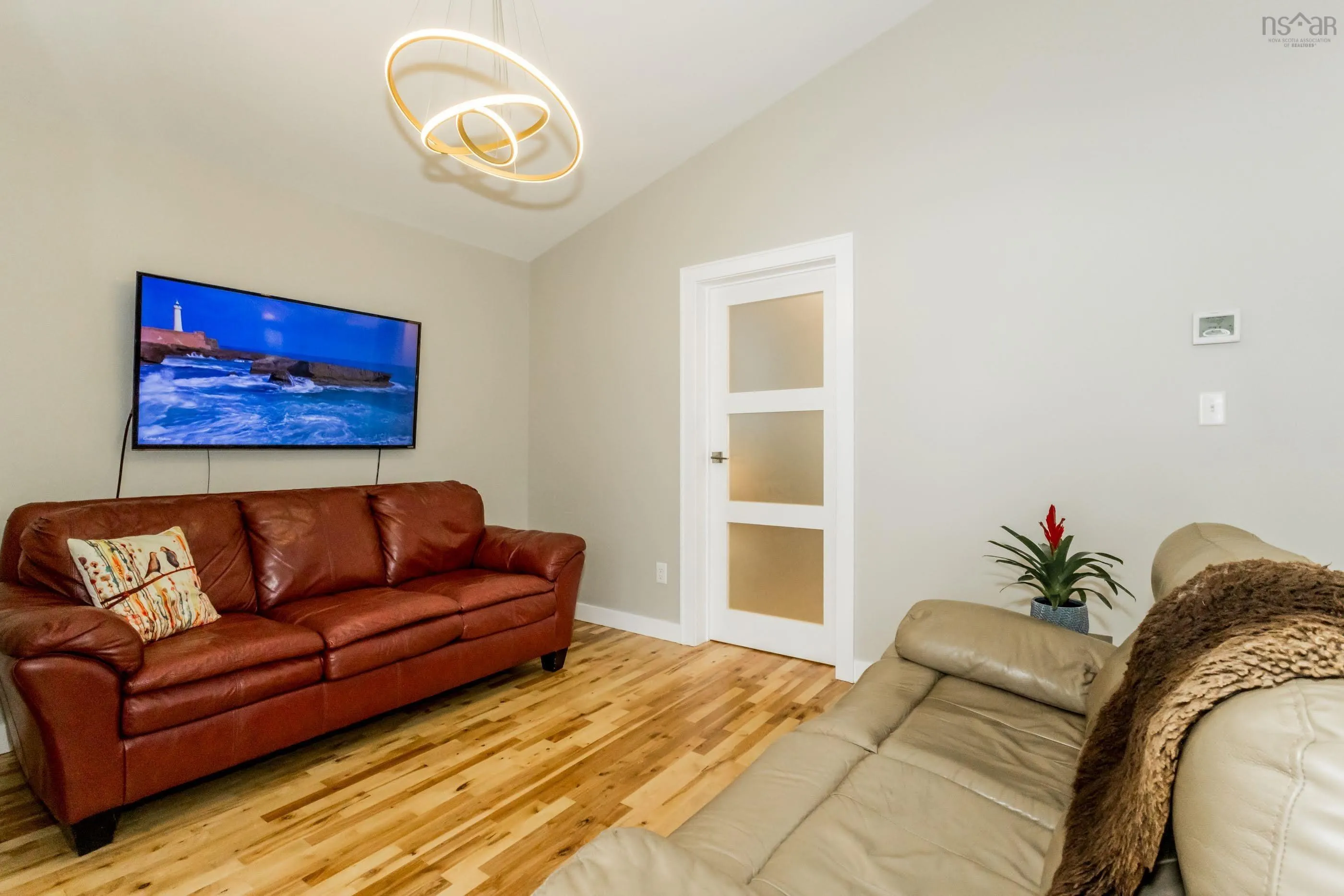 261 Main Street, Berwick Ns B0p 1e0, 3 Bedrooms Bedrooms, ,2 BathroomsBathrooms,Residential,For Sale,Main,202504372