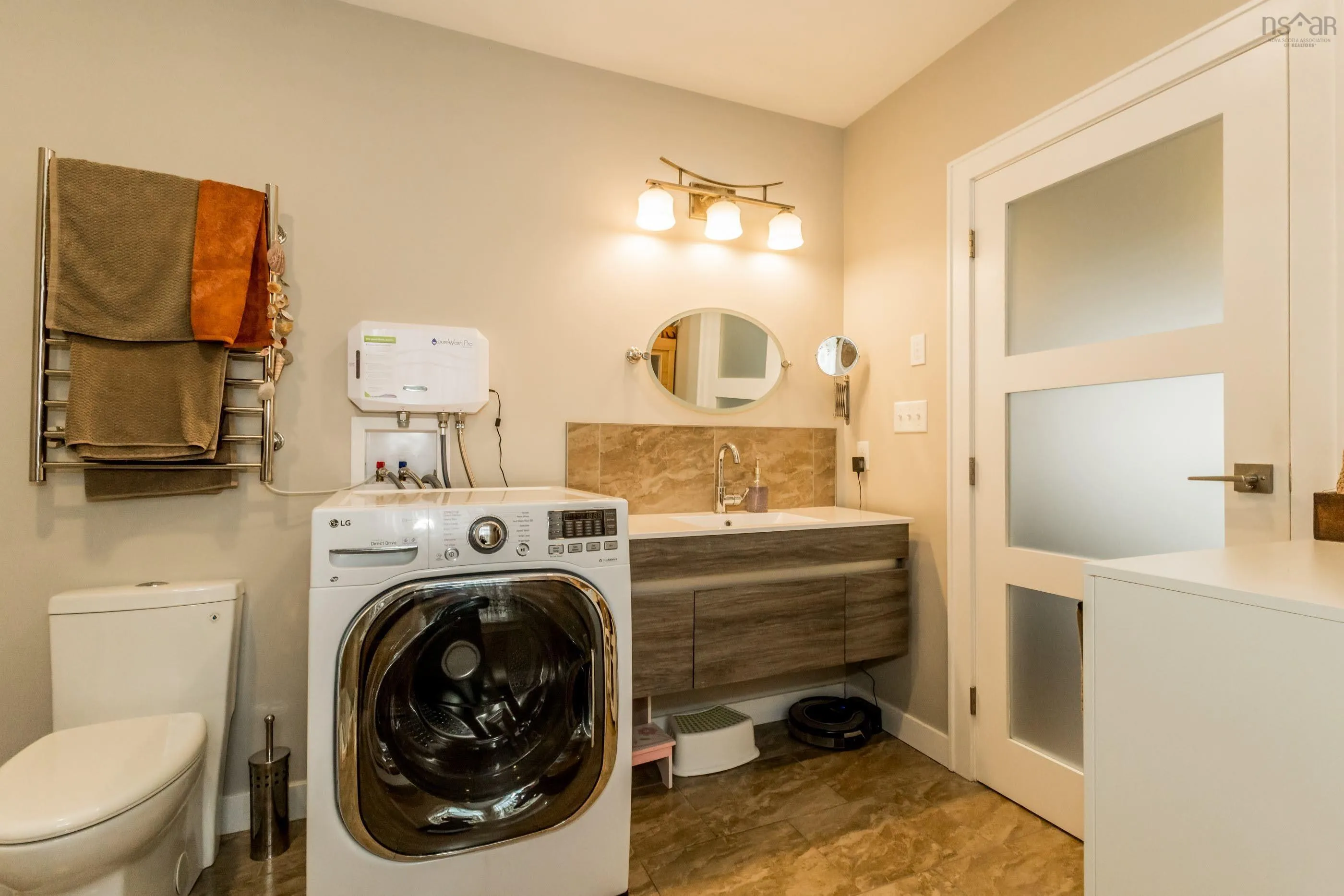 261 Main Street, Berwick Ns B0p 1e0, 3 Bedrooms Bedrooms, ,2 BathroomsBathrooms,Residential,For Sale,Main,202504372