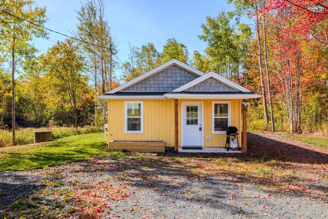 69 Ocean Beach Rd, Bramber, NS B0N 2R0, 2 Bedrooms Bedrooms, ,1 BathroomBathrooms,Residential,For Sale,Ocean Beach Rd,202525465