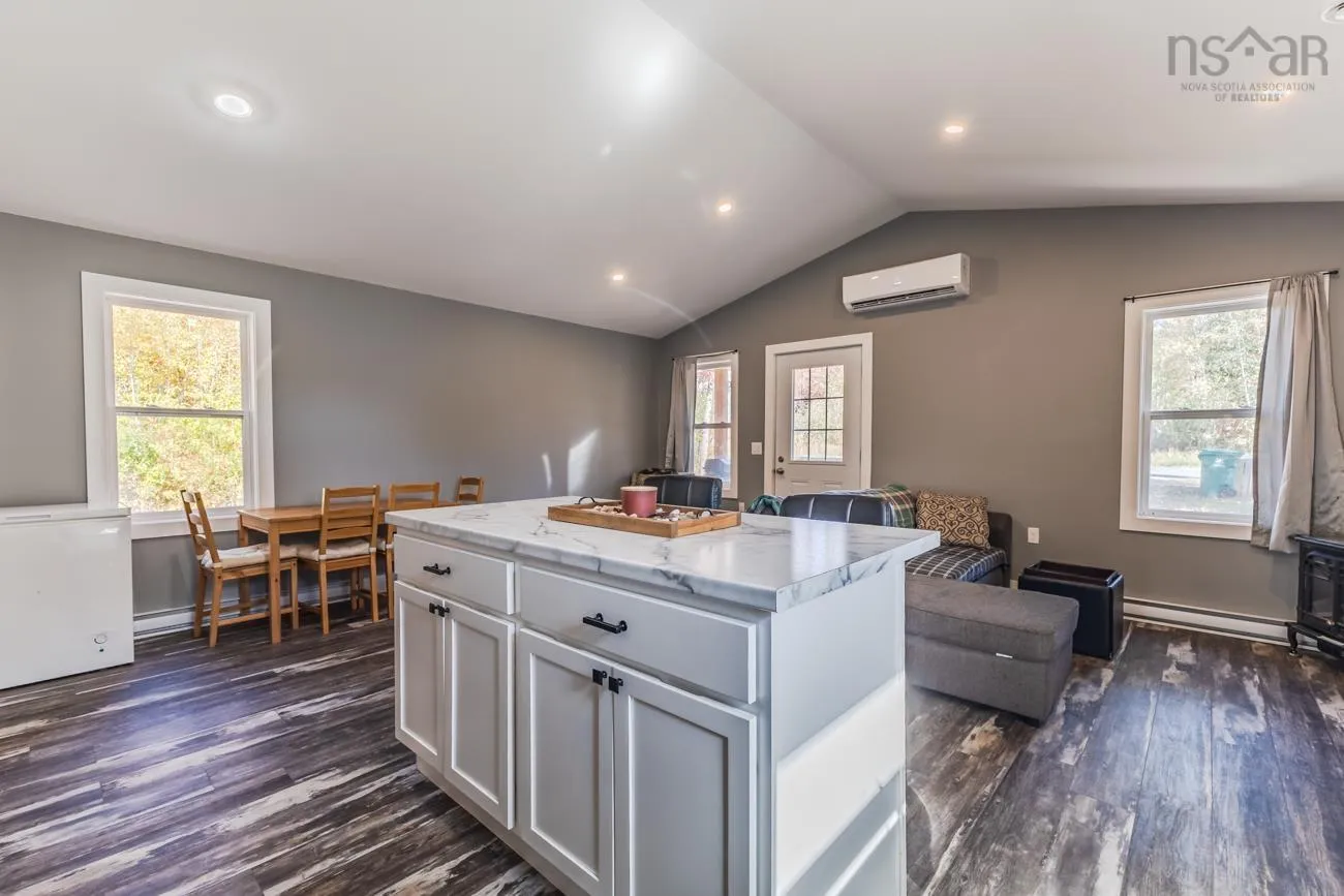 69 Ocean Beach Rd, Bramber, NS B0N 2R0, 2 Bedrooms Bedrooms, ,1 BathroomBathrooms,Residential,For Sale,Ocean Beach Rd,202525465