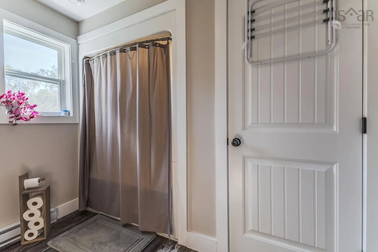 69 Ocean Beach Rd, Bramber, NS B0N 2R0, 2 Bedrooms Bedrooms, ,1 BathroomBathrooms,Residential,For Sale,Ocean Beach Rd,202525465
