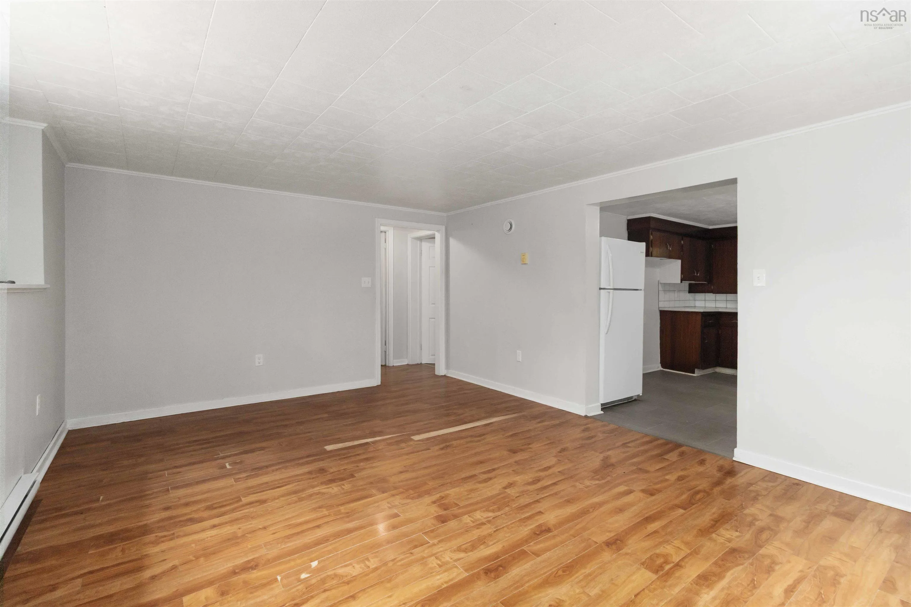 18 Dublin Avenue, Bridgewater, NS B4V 2V7, 4 Bedrooms Bedrooms, ,2 BathroomsBathrooms,Residential,For Sale,Dublin,202522653