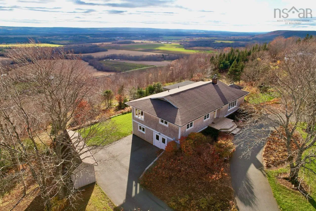128 Foleaze Park Drive, Brow Of The Mountain Ns B0p 1j0, 4 Bedrooms Bedrooms, ,2 BathroomsBathrooms,Residential,For Sale,Foleaze Park,202128656