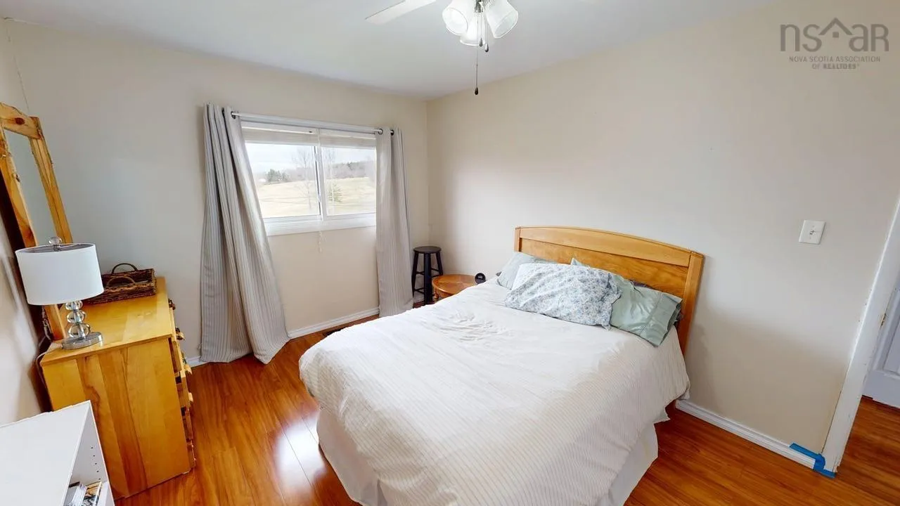 28 Weir Avenue, Stellarton Ns B0k 1s0, 3 Bedrooms Bedrooms, ,1 BathroomBathrooms,Residential,For Sale,Weir,202509187