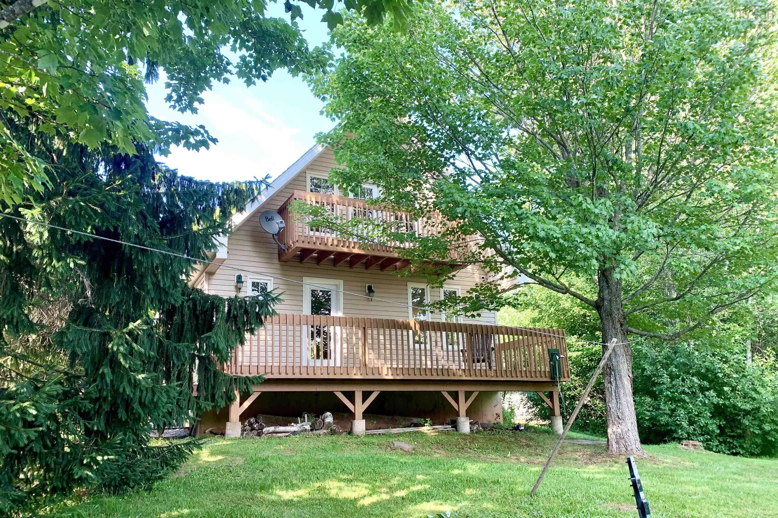 24 Mitchell Island Loop, Linden, NS B0K 1K0, 2 Bedrooms Bedrooms, ,2 BathroomsBathrooms,Residential,For Sale,Mitchell Island,202519345