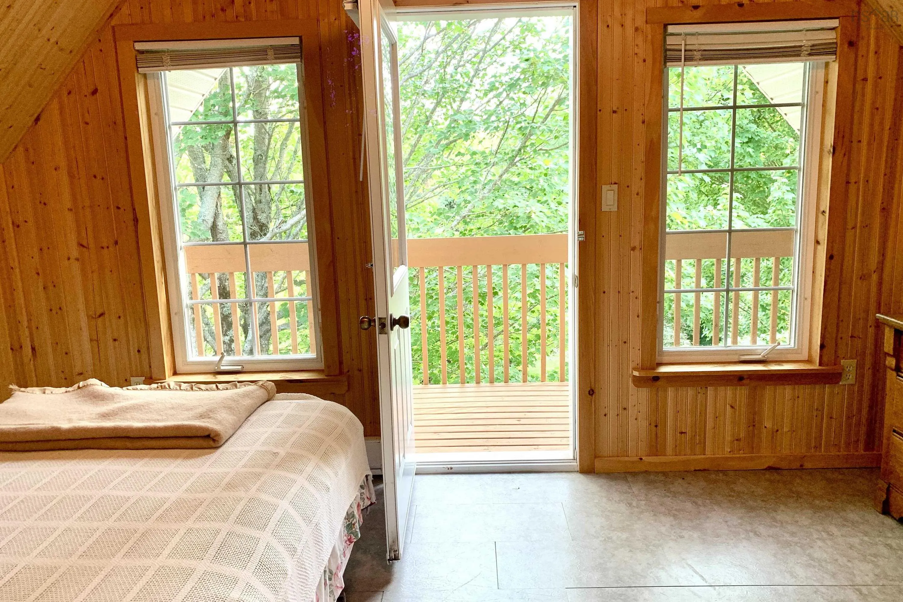 24 Mitchell Island Loop, Linden, NS B0K 1K0, 2 Bedrooms Bedrooms, ,2 BathroomsBathrooms,Residential,For Sale,Mitchell Island,202519345