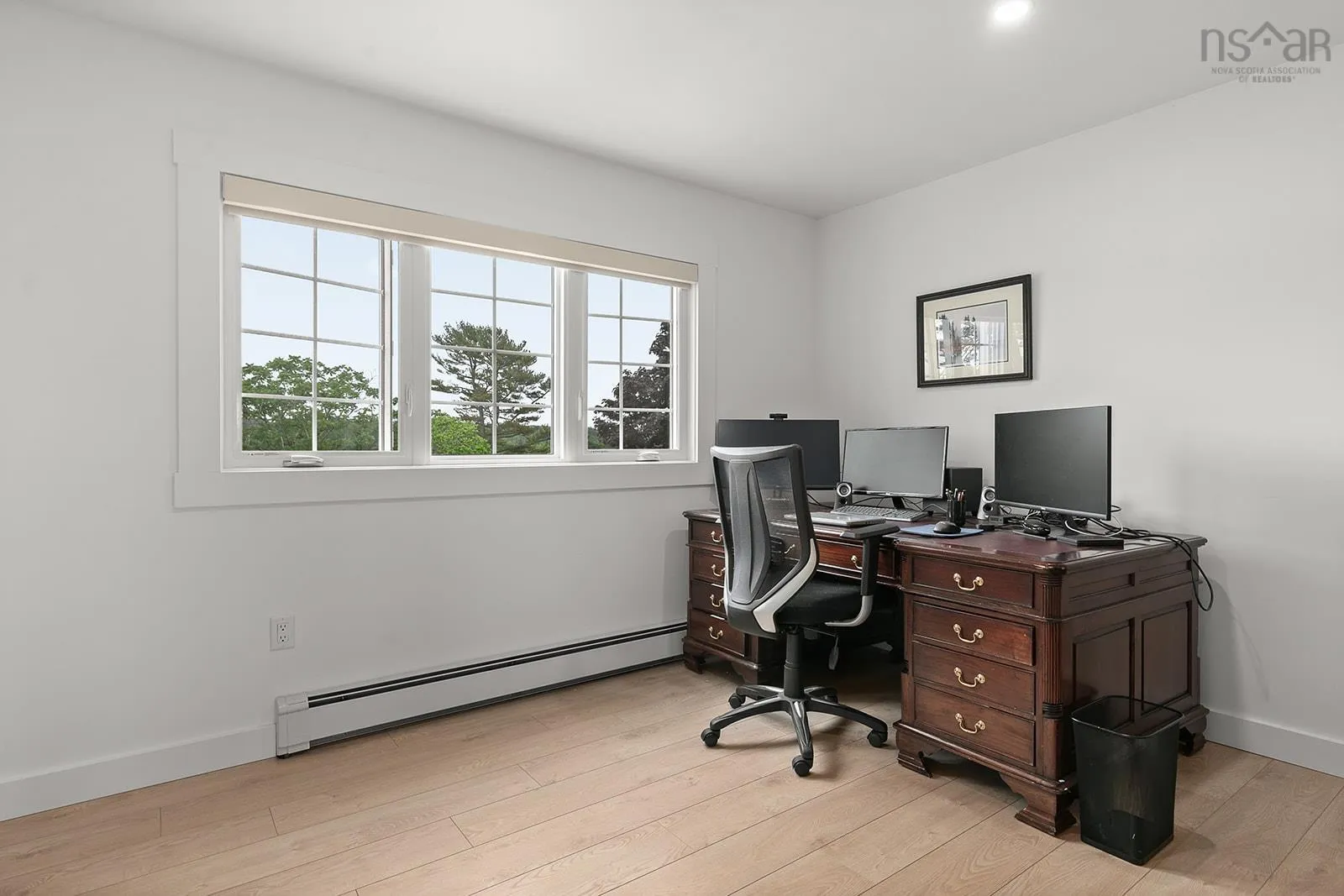 97 Nauss Point Road, Chester, NS B0J 1J0, 5 Bedrooms Bedrooms, ,3 BathroomsBathrooms,Residential,For Sale,Nauss Point,202514820