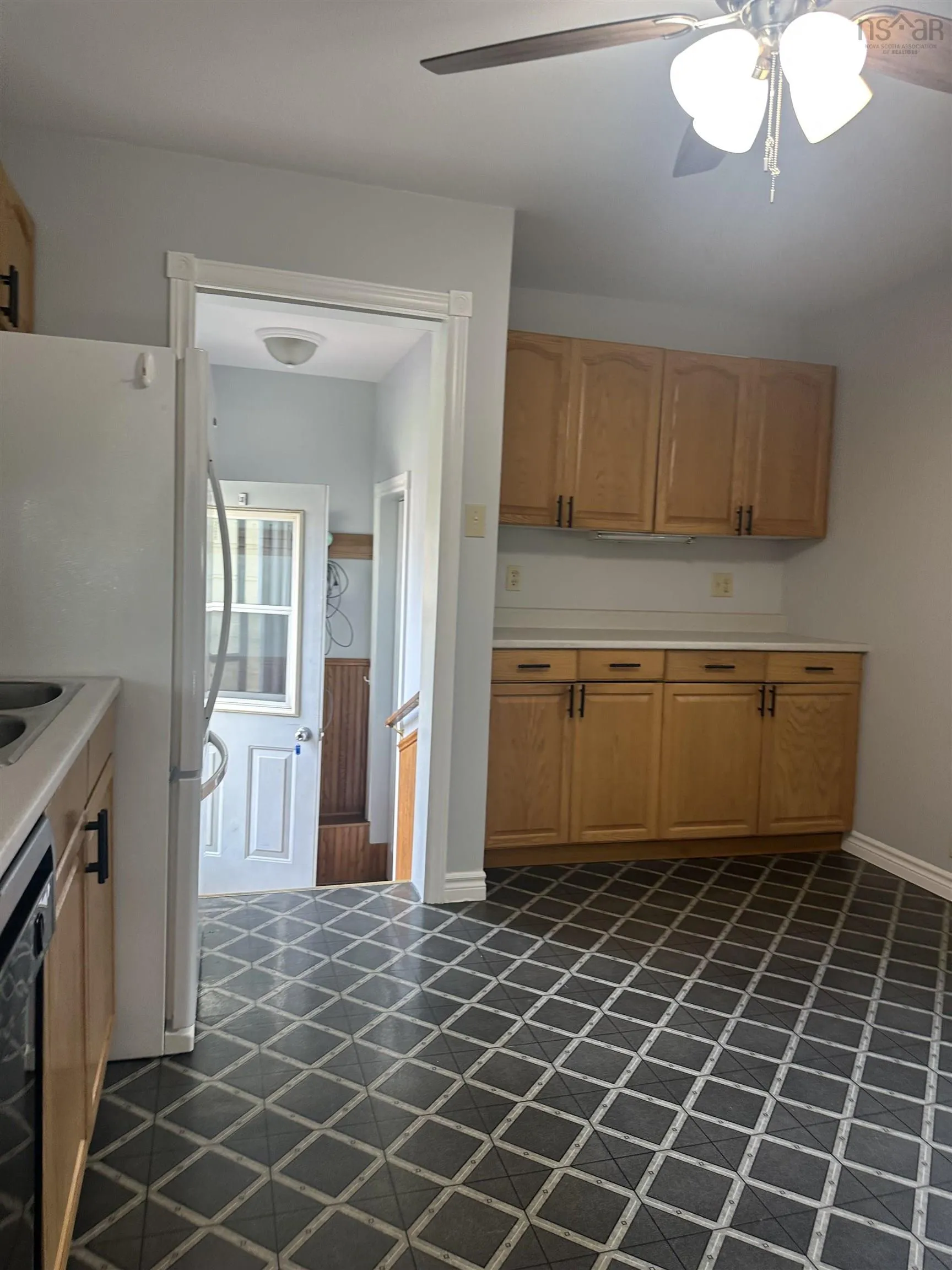 111 Lake Road, Glace Bay, NS B1A 2G8, 4 Bedrooms Bedrooms, ,1 BathroomBathrooms,Residential,For Sale,Lake,202525419