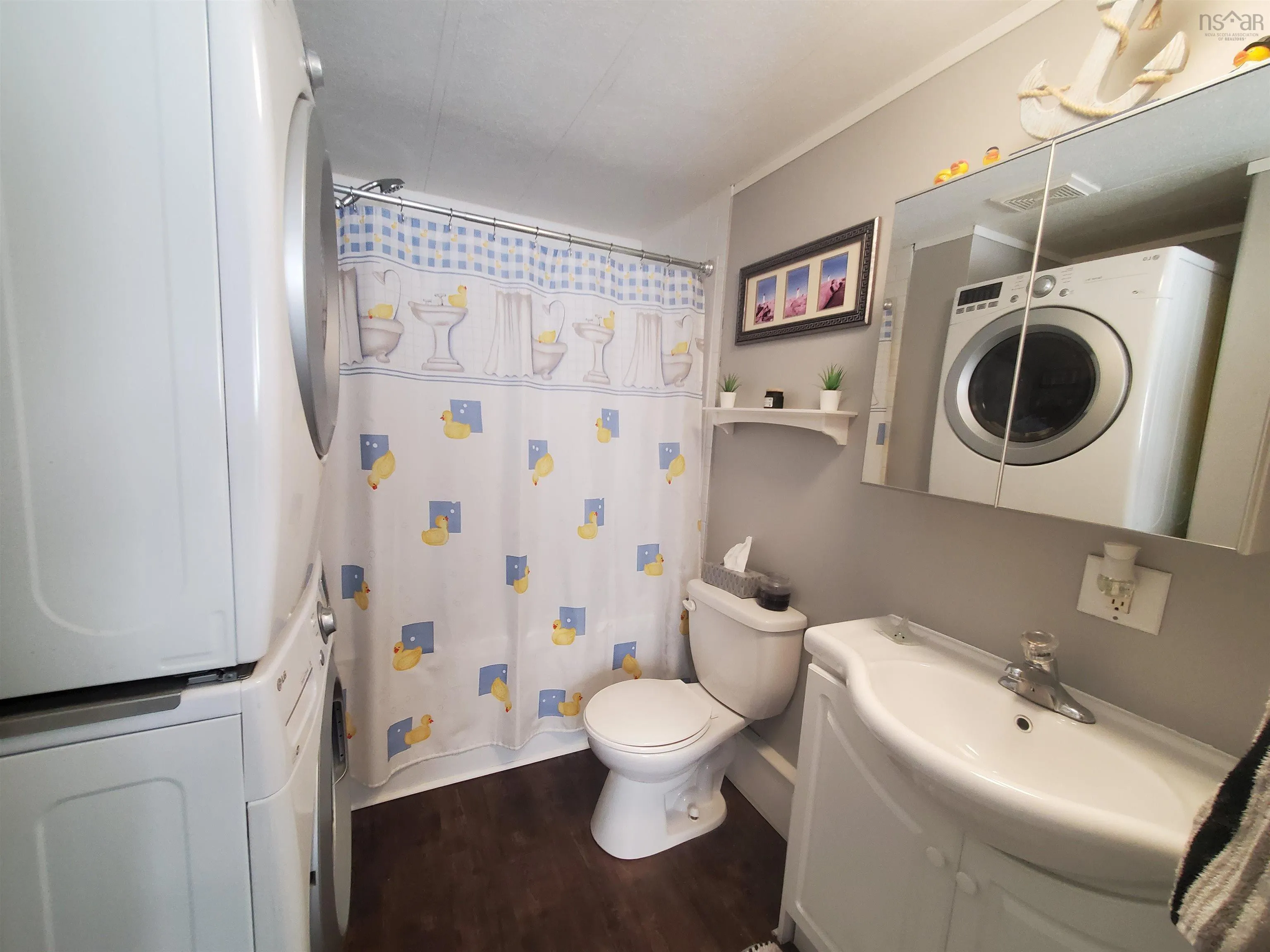 140 Duck Pond Drive, Beaver Bank, NS B4E 1Y3, 2 Bedrooms Bedrooms, ,1 BathroomBathrooms,Residential,For Sale,Duck Pond,202522774