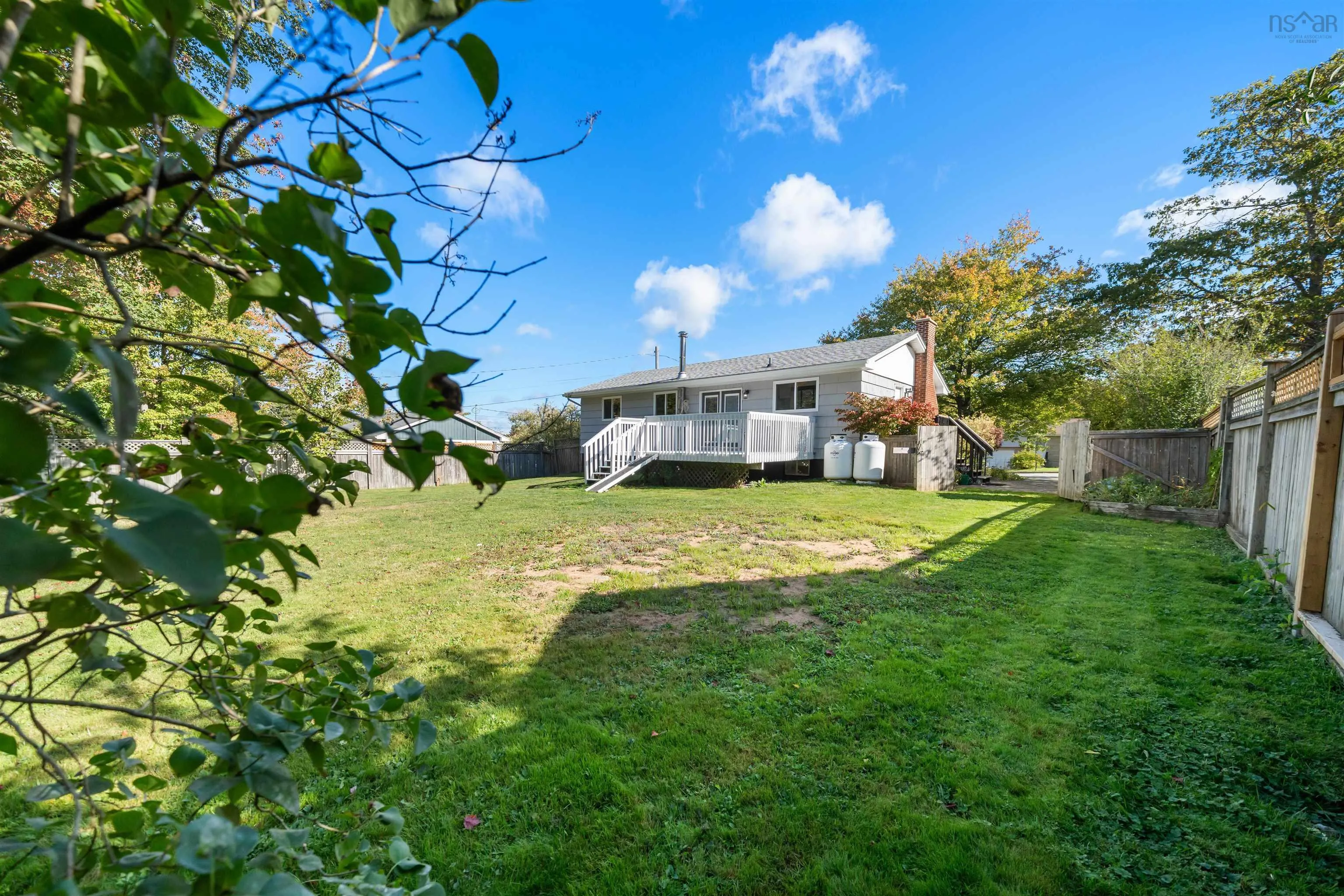 23 Odell Drive, Dartmouth, NS B2W 3T3, 3 Bedrooms Bedrooms, ,2 BathroomsBathrooms,Residential,For Sale,Odell,202525509