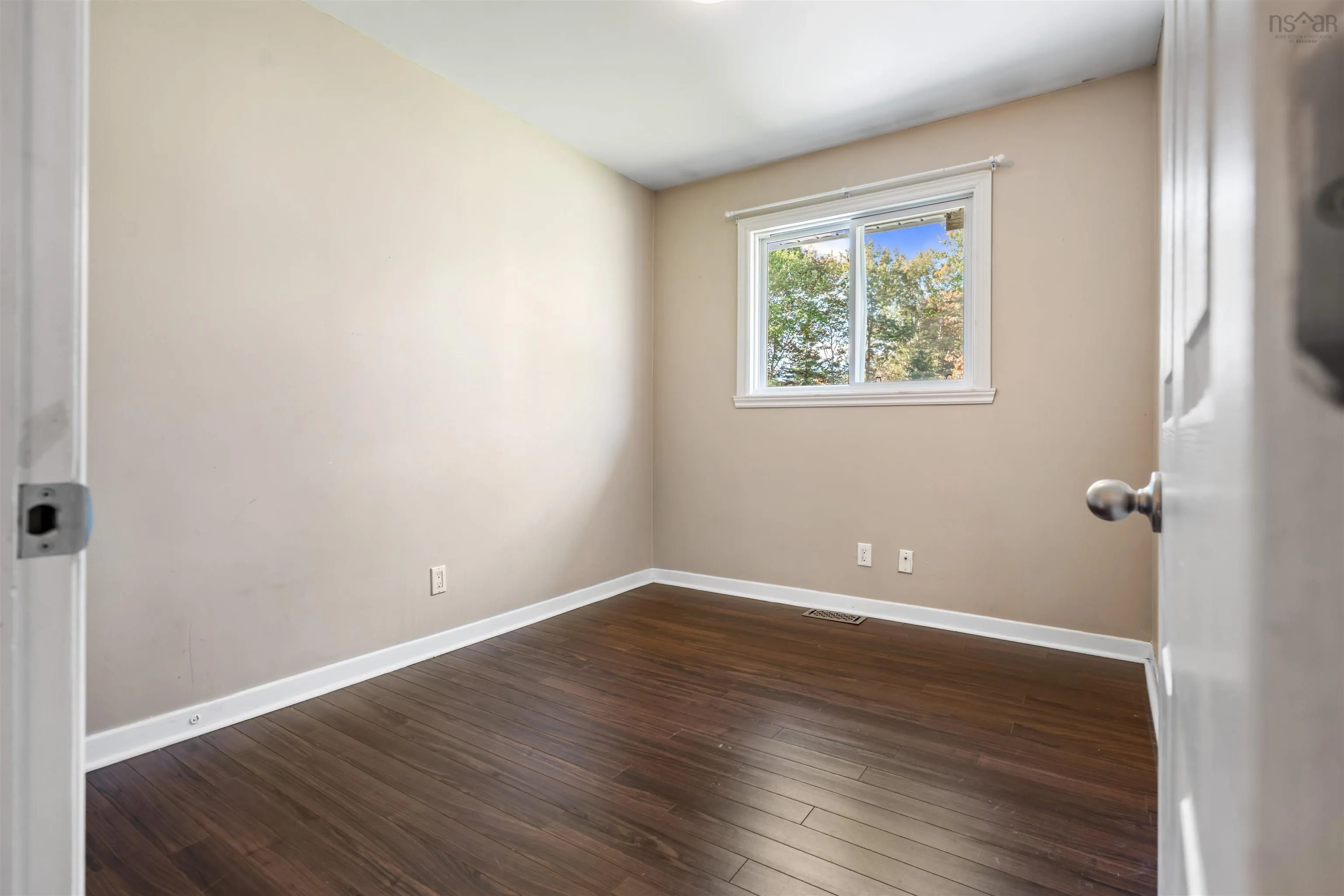 23 Odell Drive, Dartmouth, NS B2W 3T3, 3 Bedrooms Bedrooms, ,2 BathroomsBathrooms,Residential,For Sale,Odell,202525509