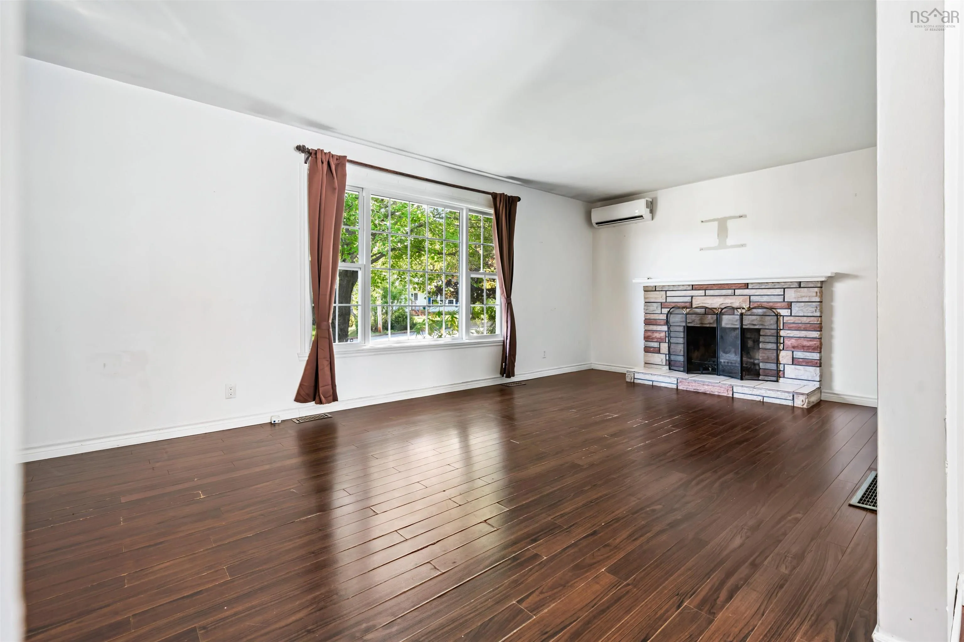 23 Odell Drive, Dartmouth, NS B2W 3T3, 3 Bedrooms Bedrooms, ,2 BathroomsBathrooms,Residential,For Sale,Odell,202525509